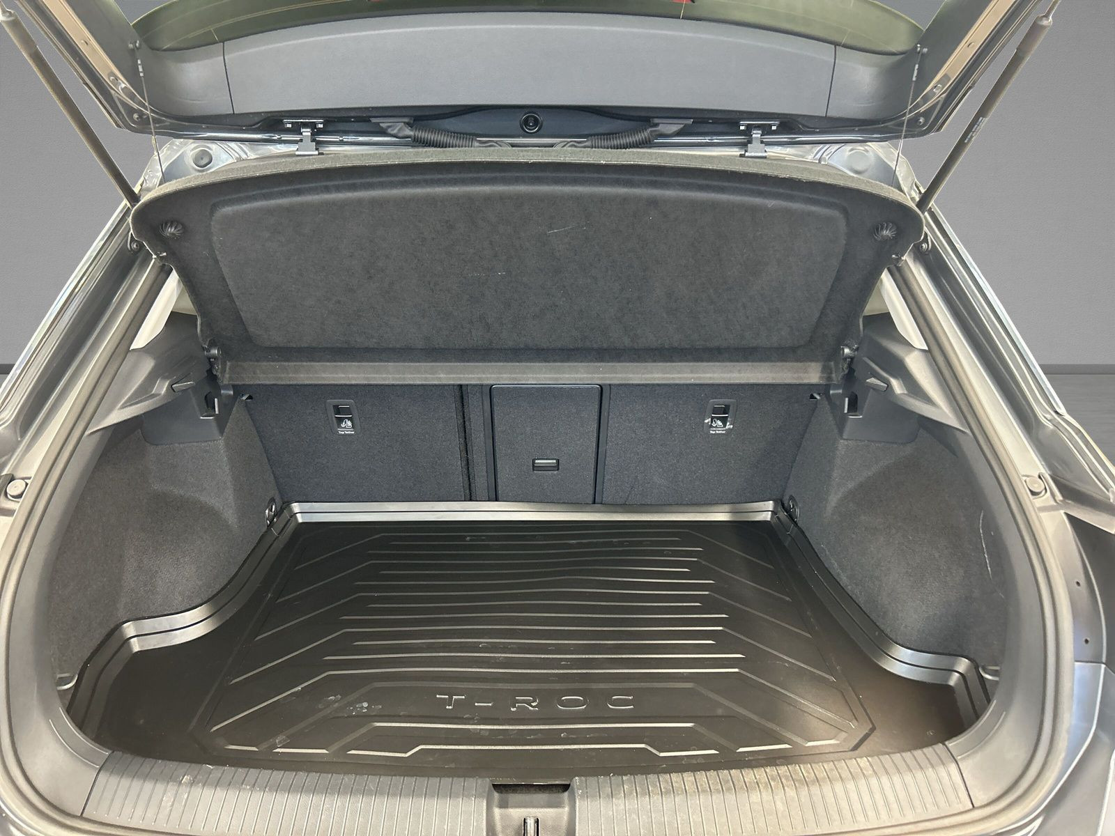 Volkswagen - T-Roc_9