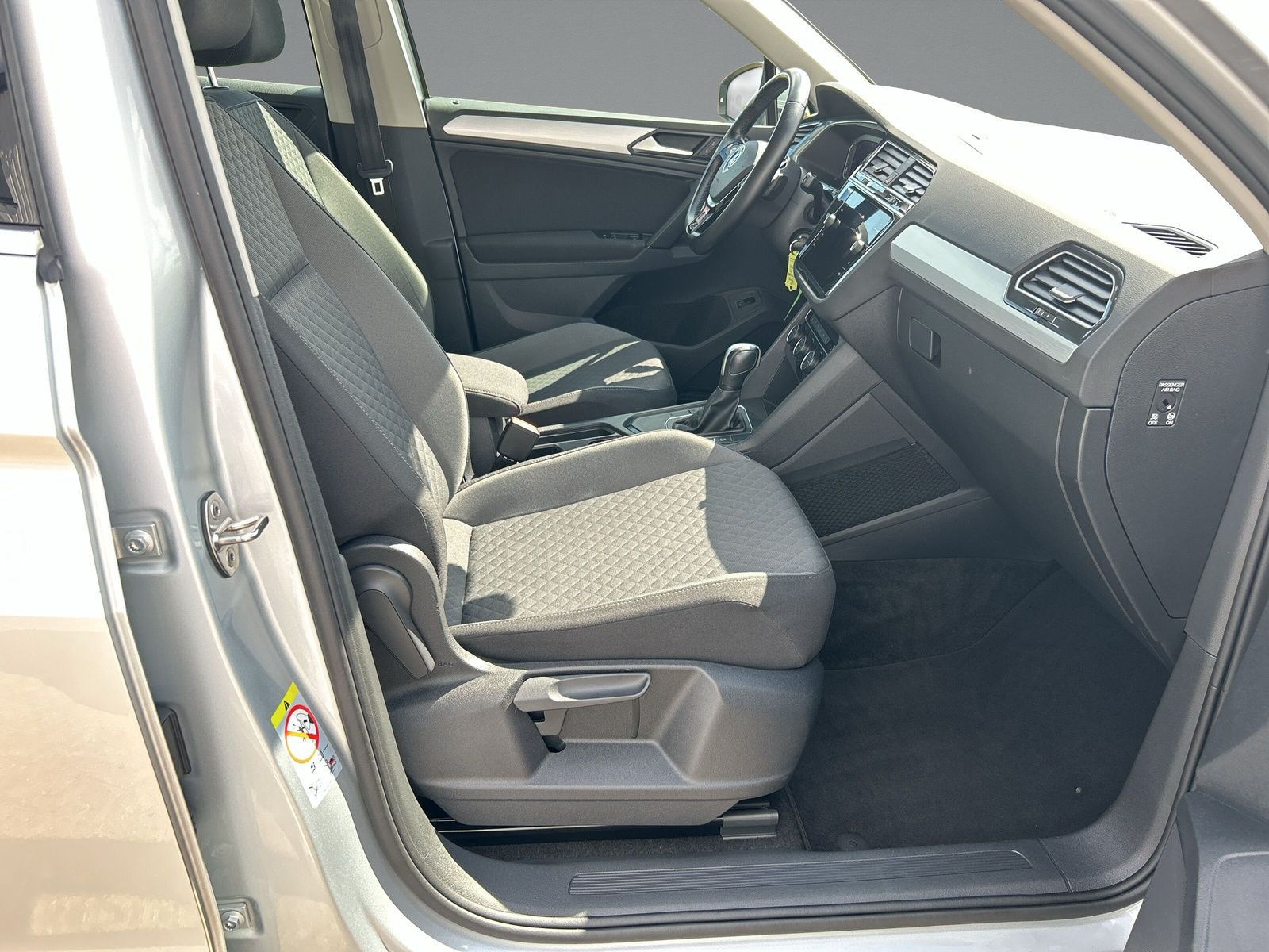 Volkswagen - Tiguan_10