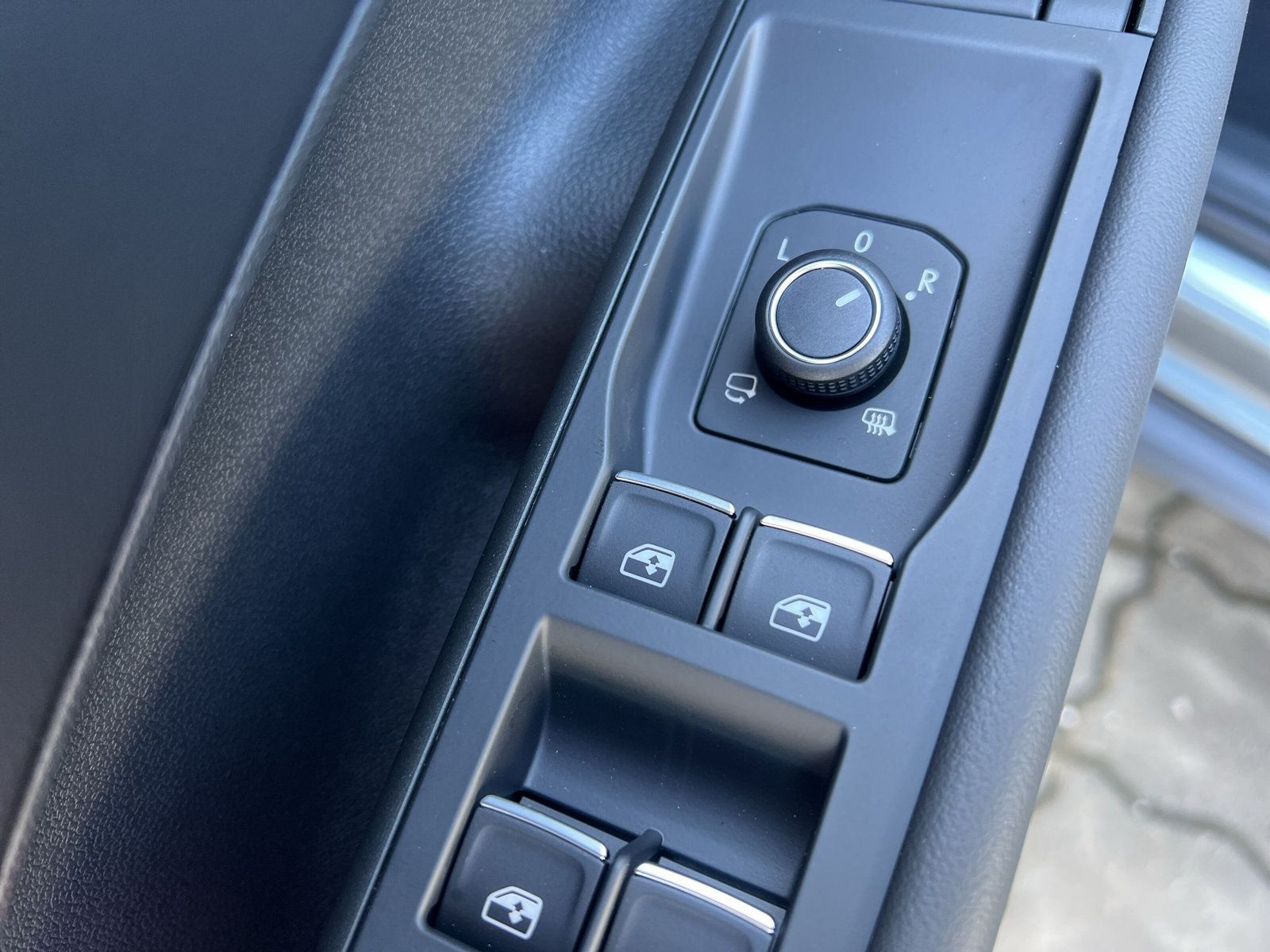 Volkswagen - T-Roc_30