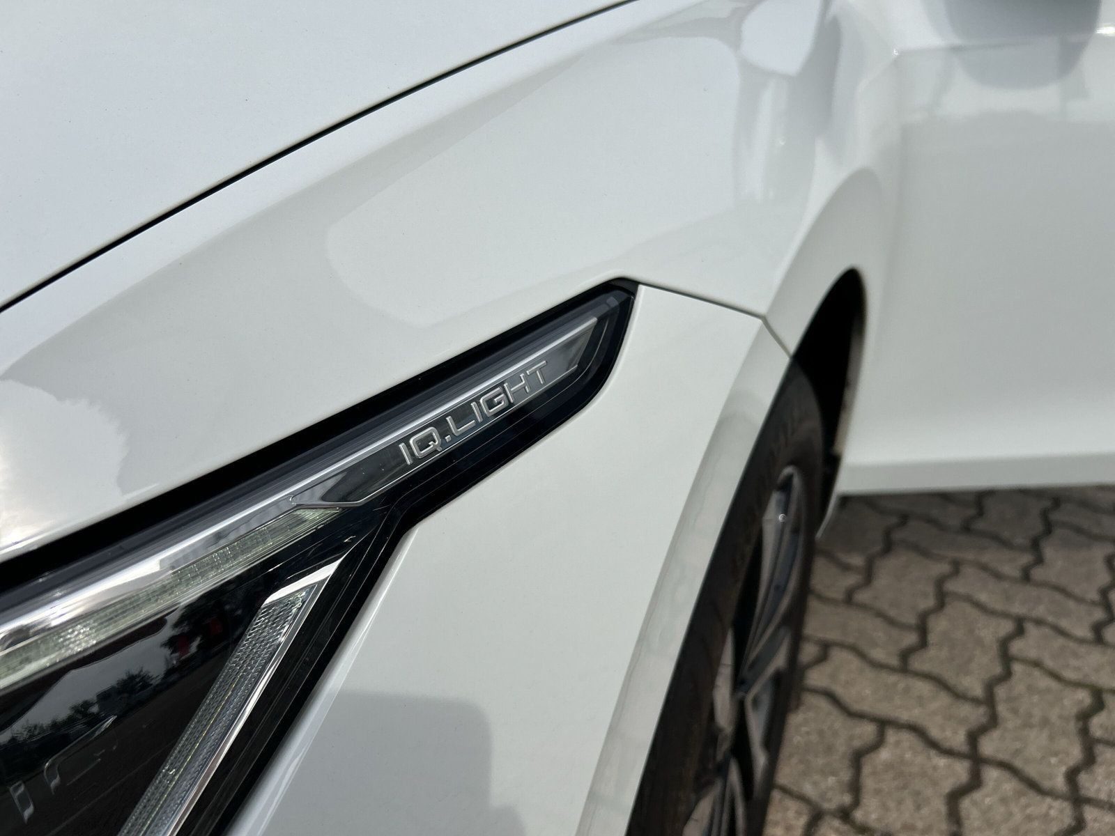 Volkswagen - Golf_25