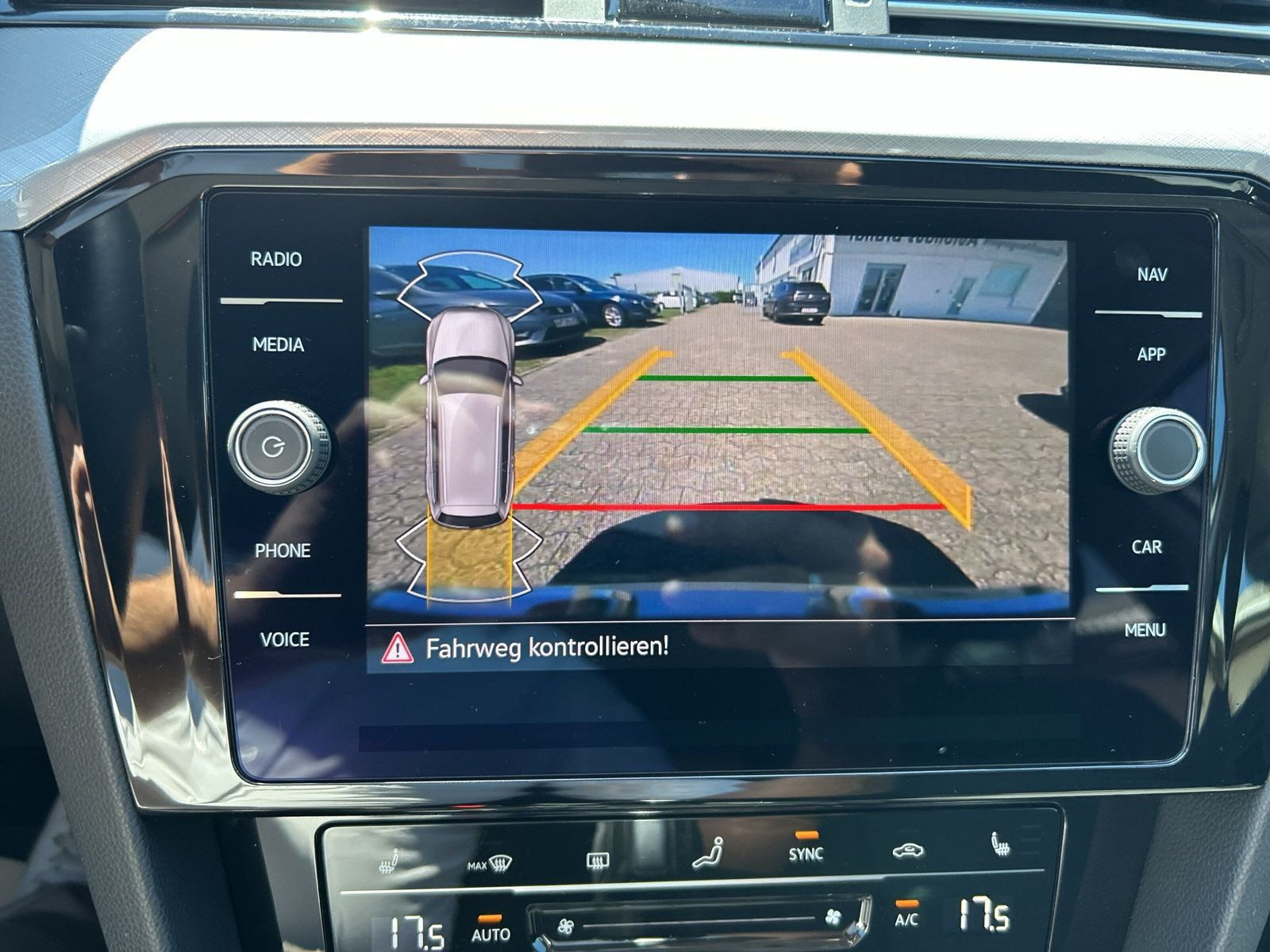 Volkswagen - Passat Variant_22