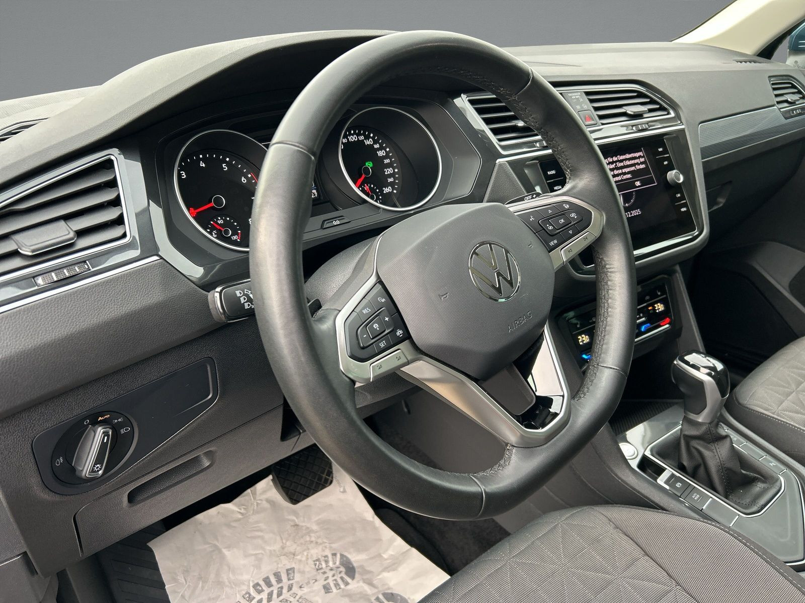 Volkswagen - Tiguan_7