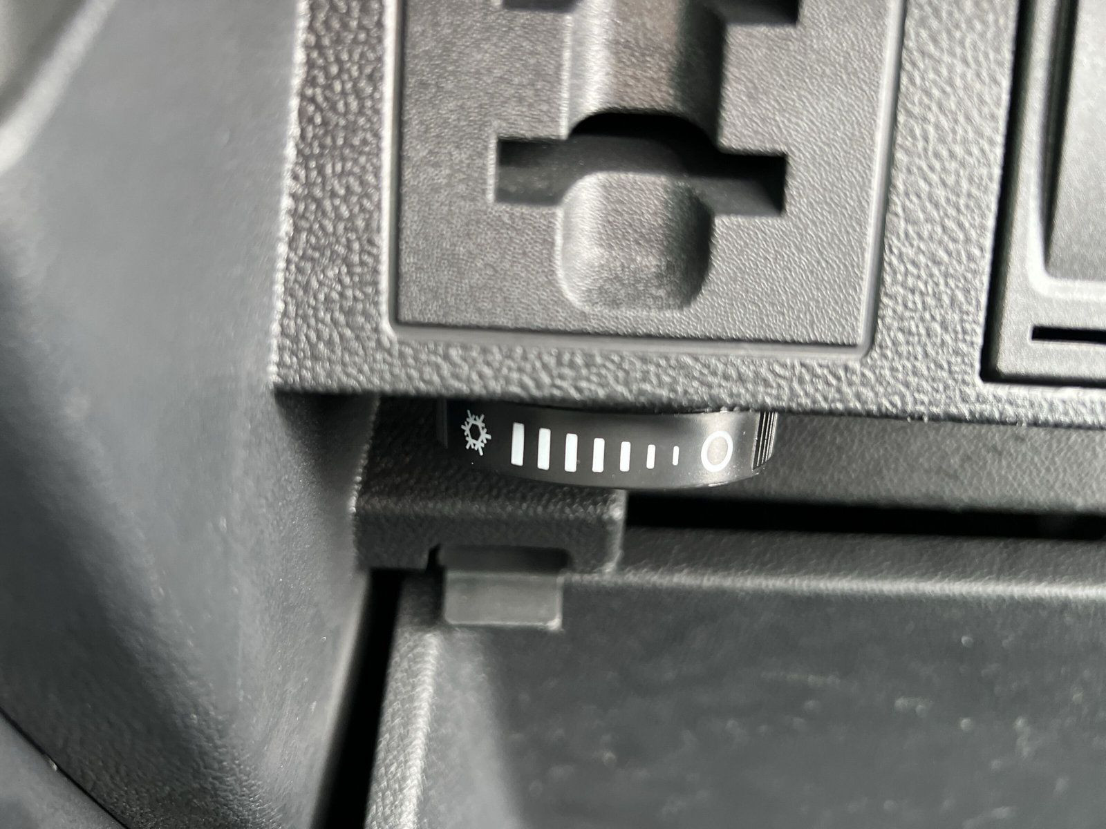 Volkswagen - Tiguan_36