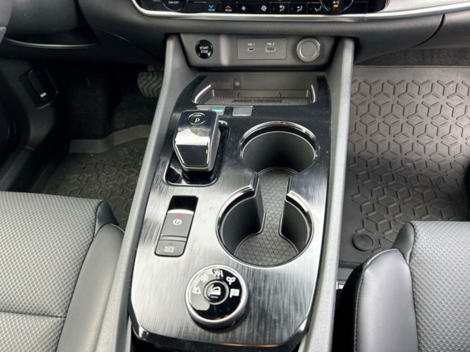 Nissan - X-Trail_15