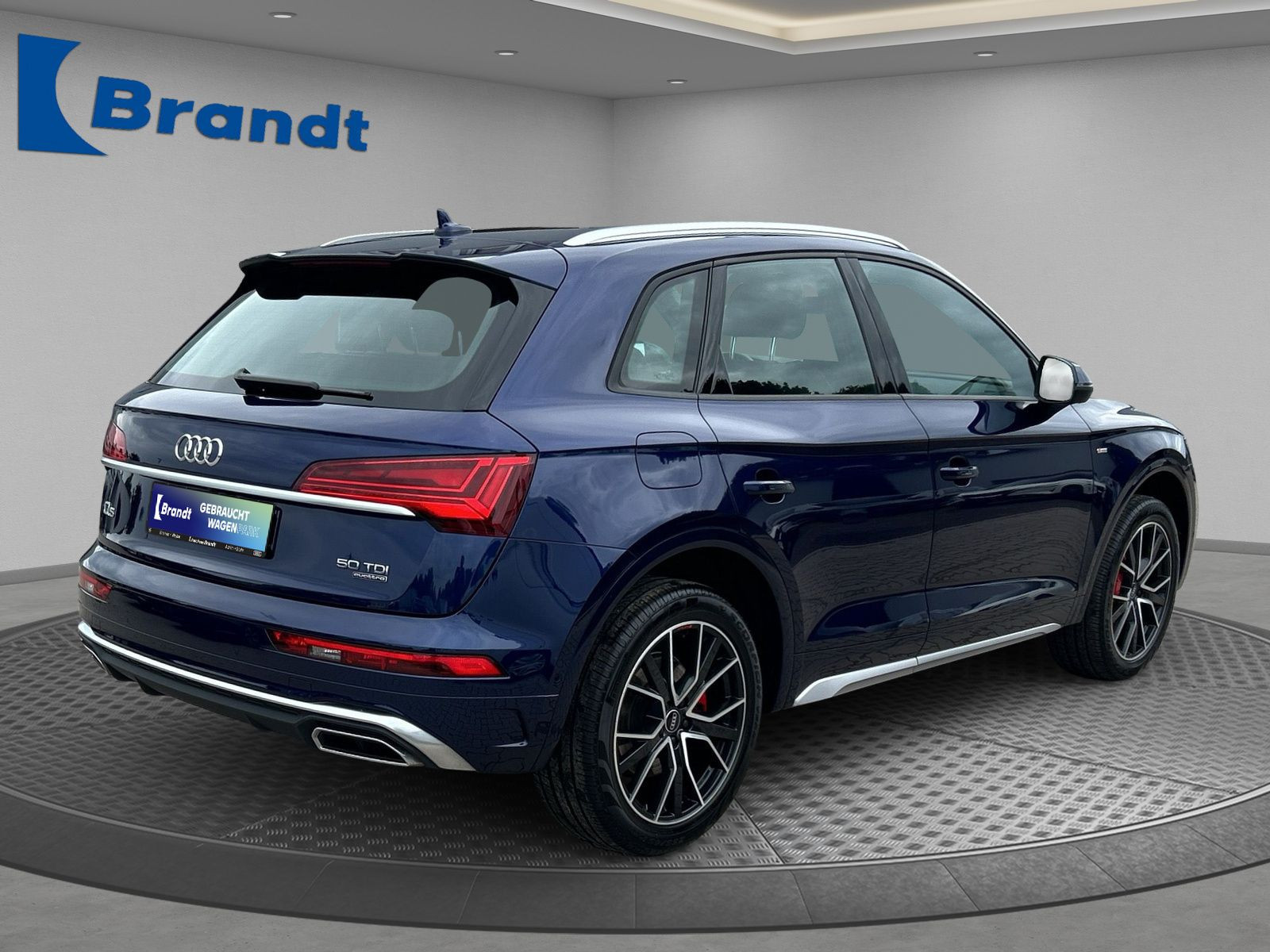 Audi - Q5_4