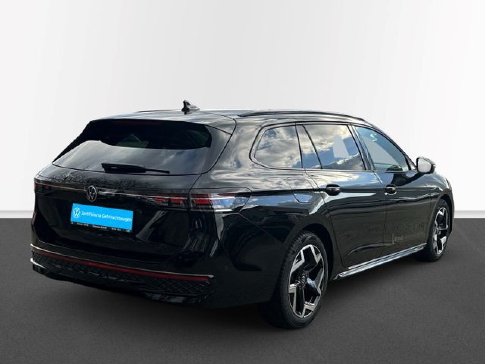 Volkswagen - Passat Variant_3