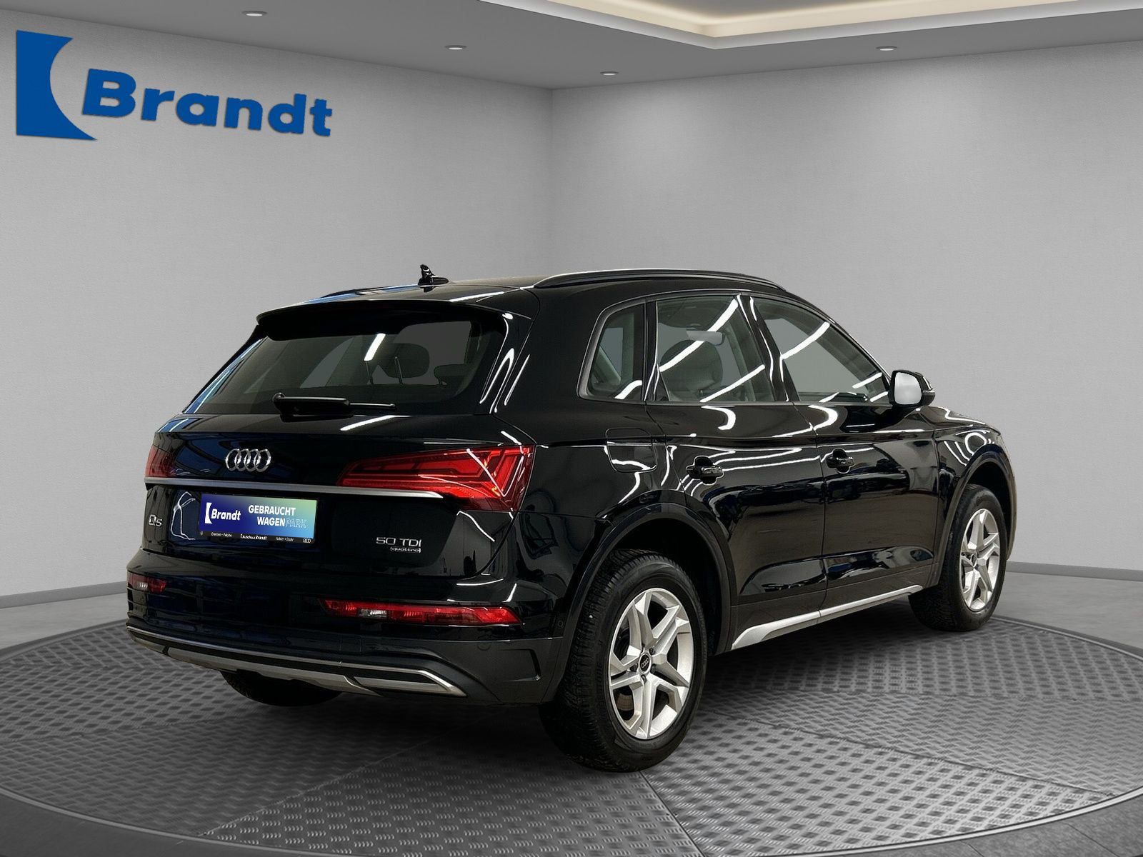 Audi - Q5_3