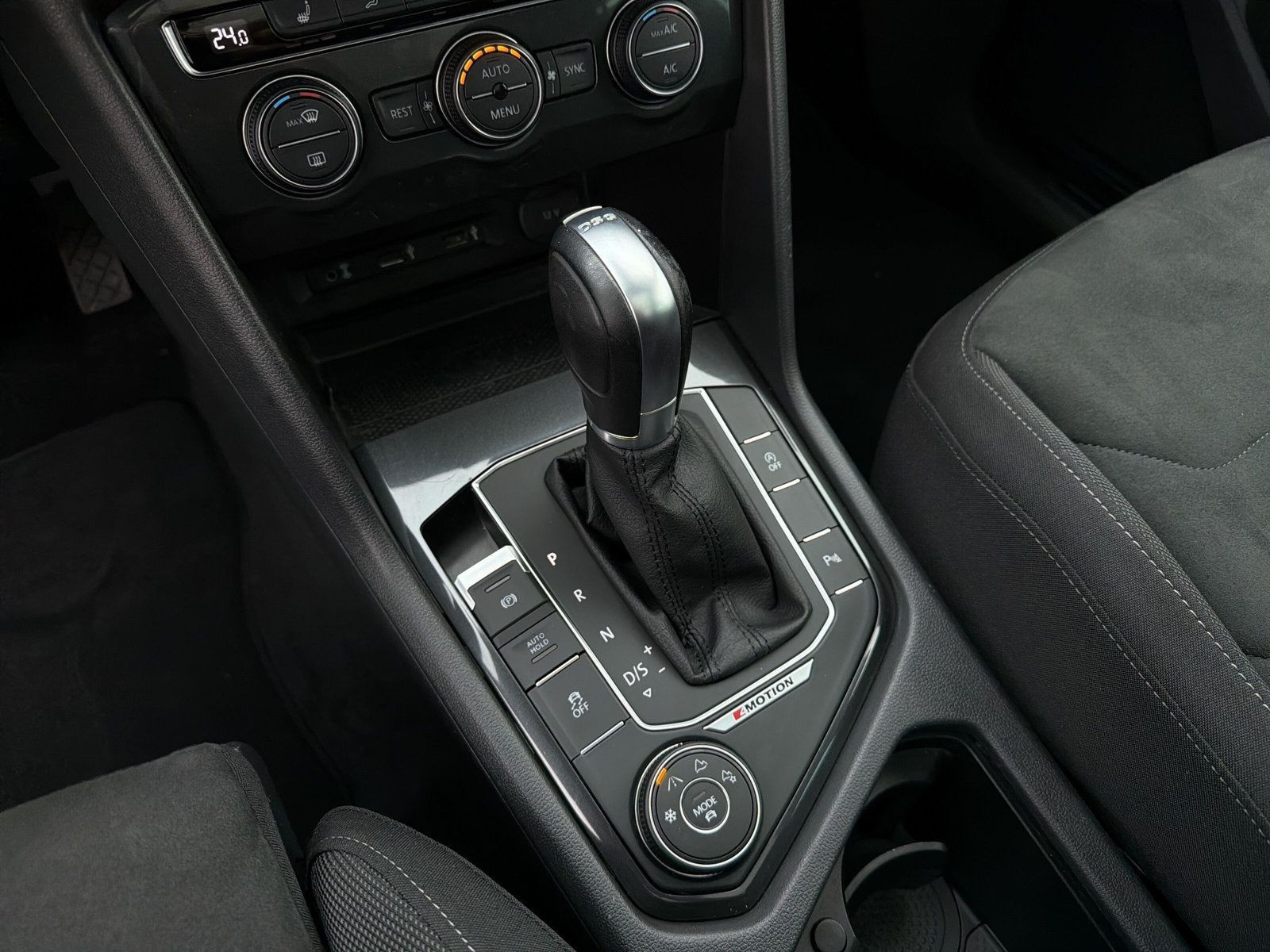 Volkswagen - Tiguan_15