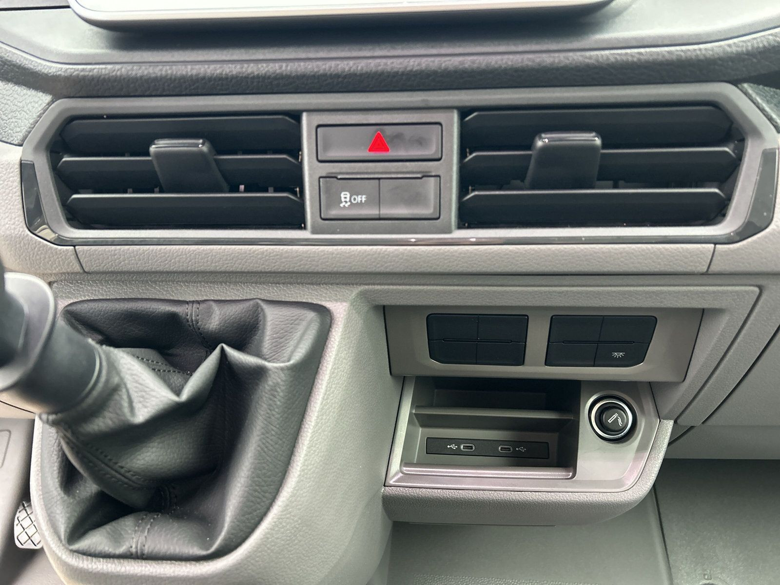 Volkswagen - Crafter_15