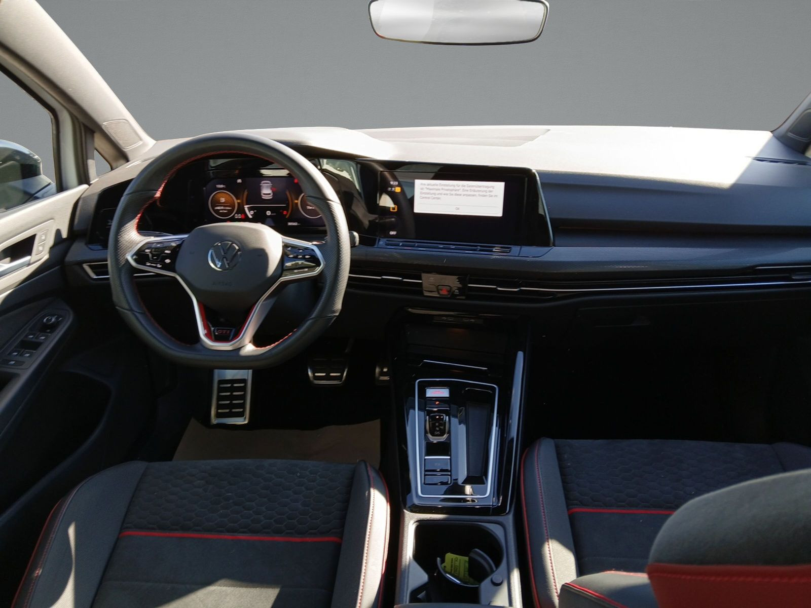 Volkswagen - Golf GTI_9