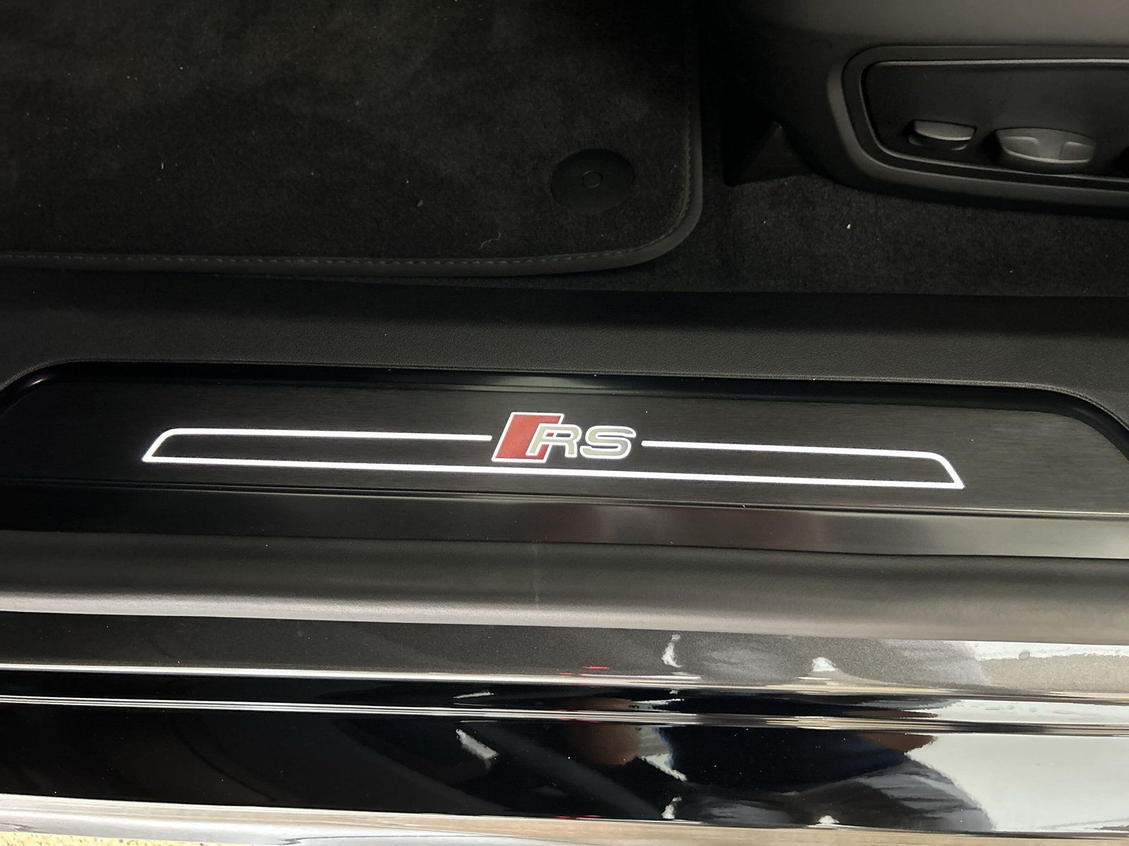 Audi - e-tron GT quattro_29