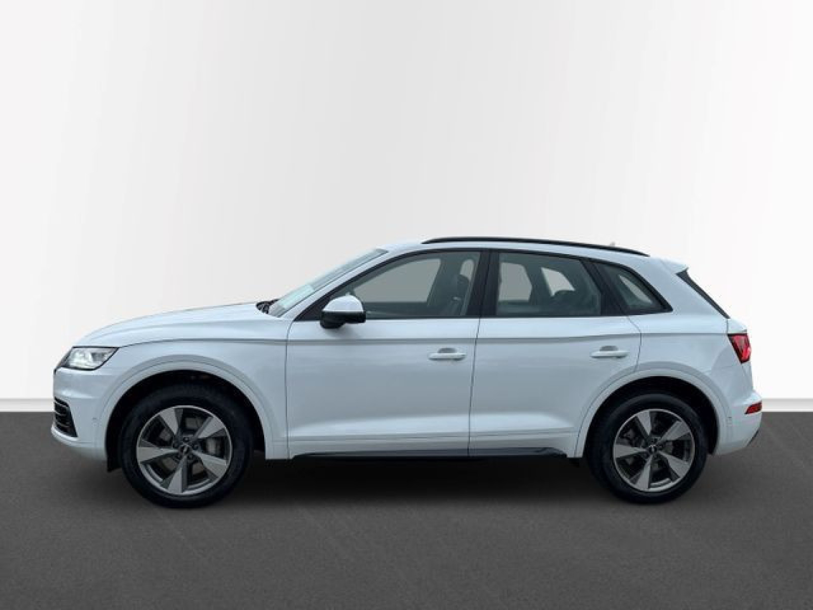 Audi - Q5_3