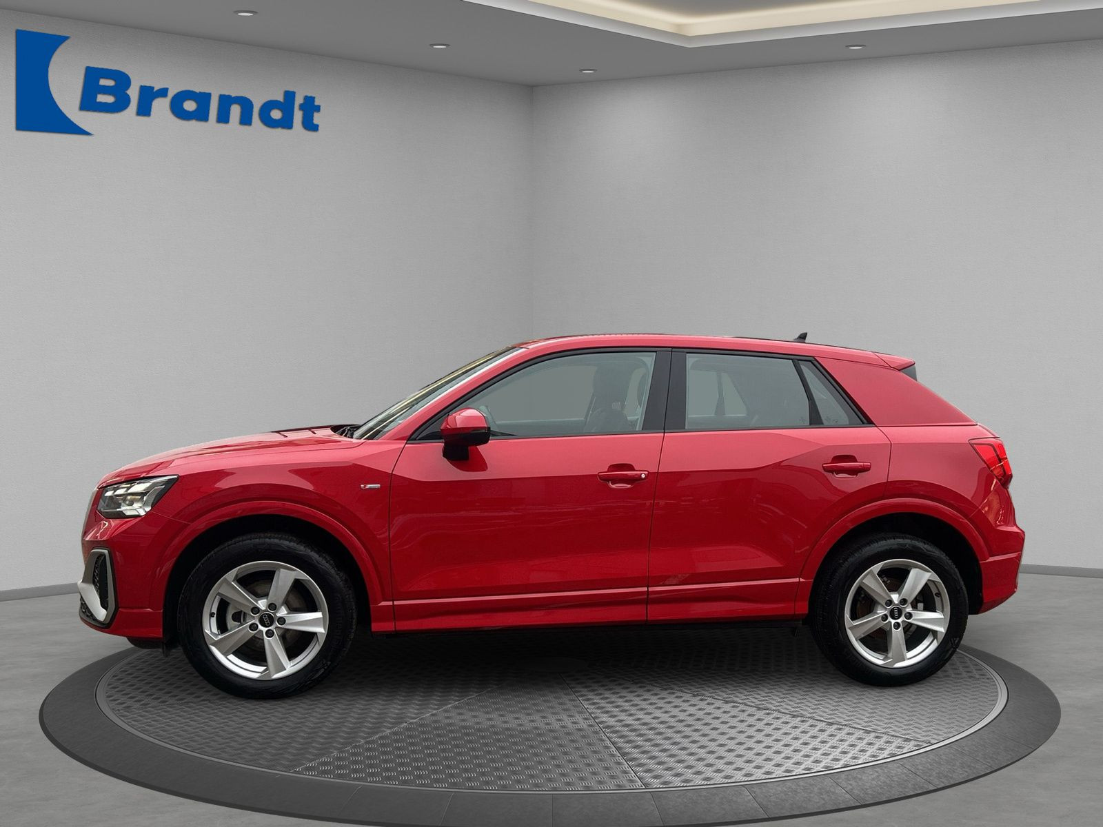 Audi - Q2_2