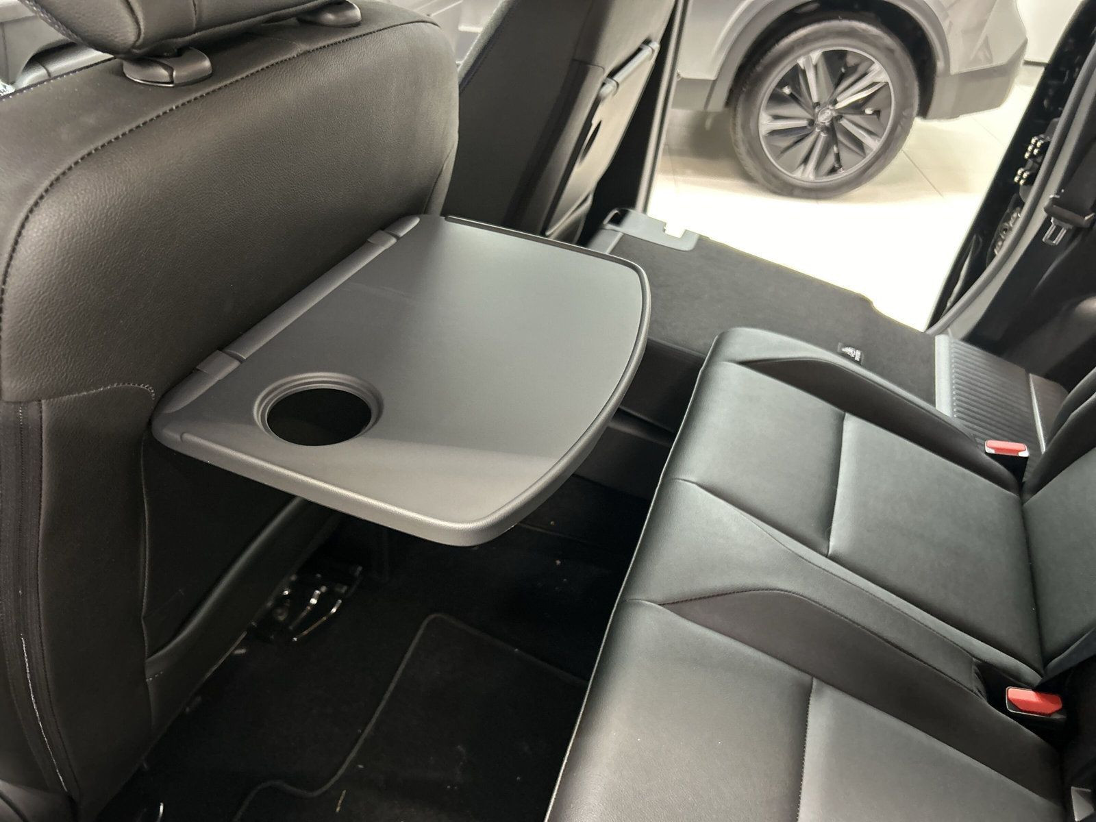 Nissan - Townstar_26