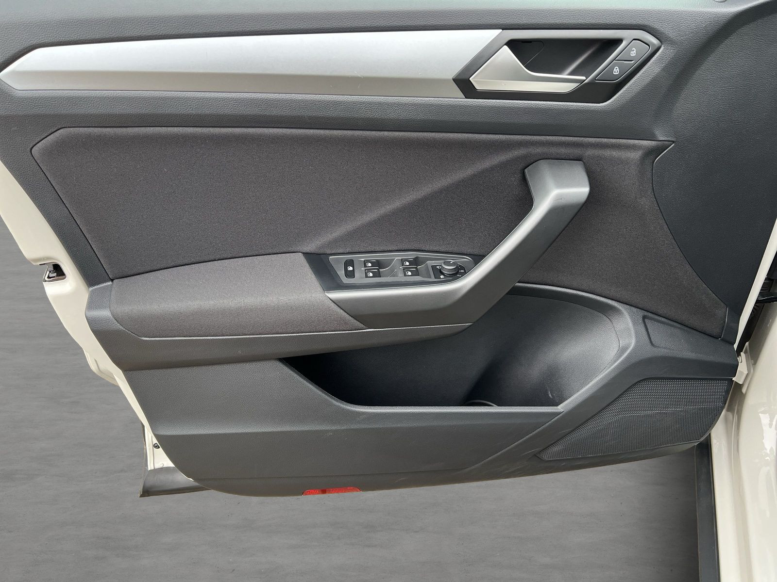 Volkswagen - T-Roc_21