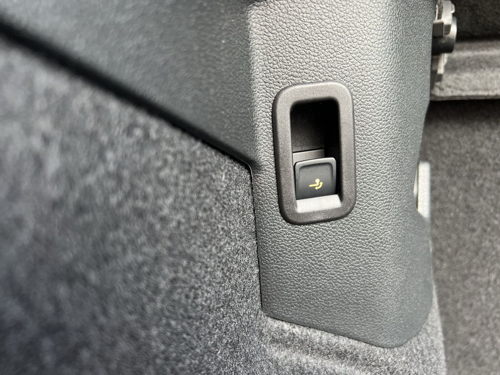 Volkswagen - Golf_27