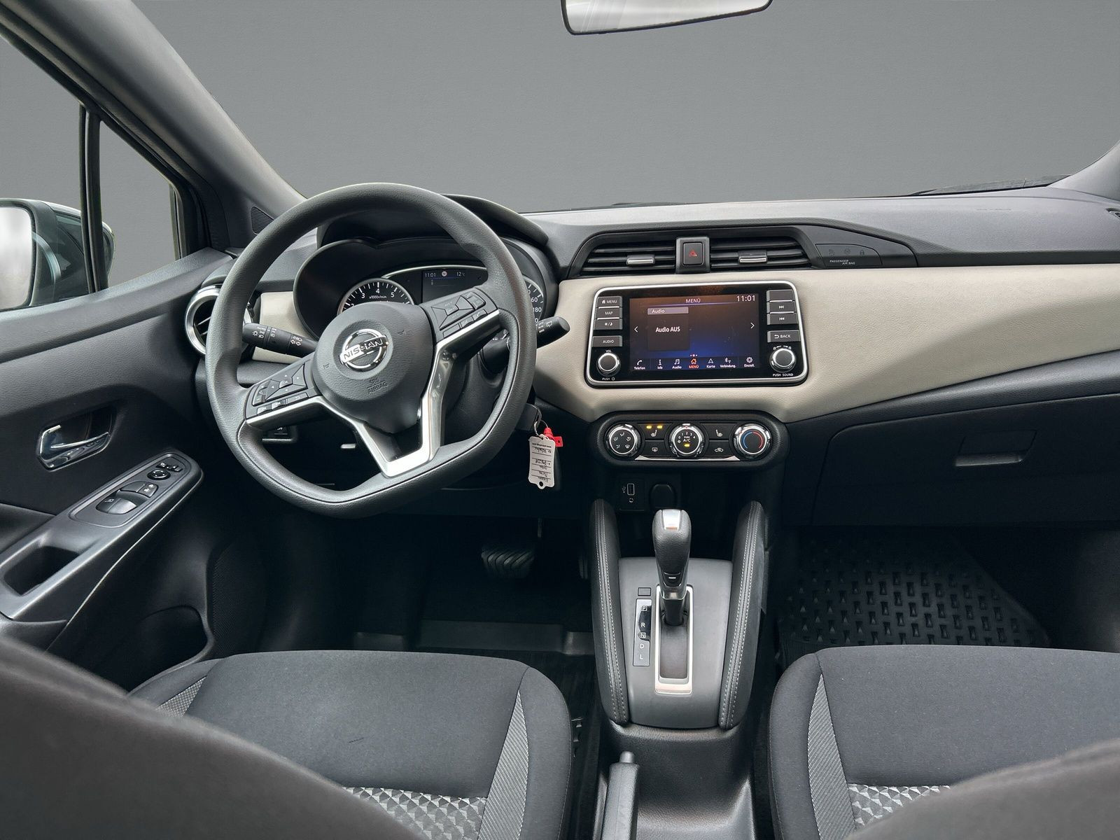Nissan - Micra_8