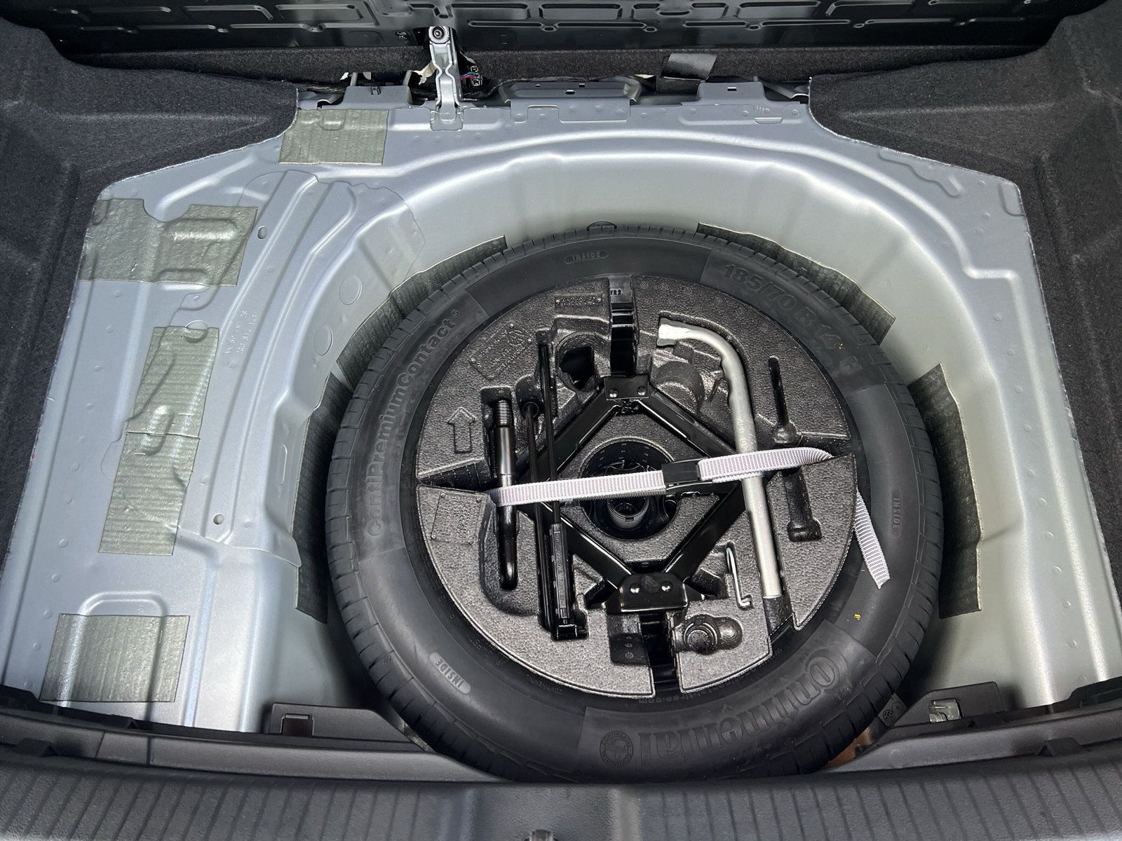 Volkswagen - Polo_33