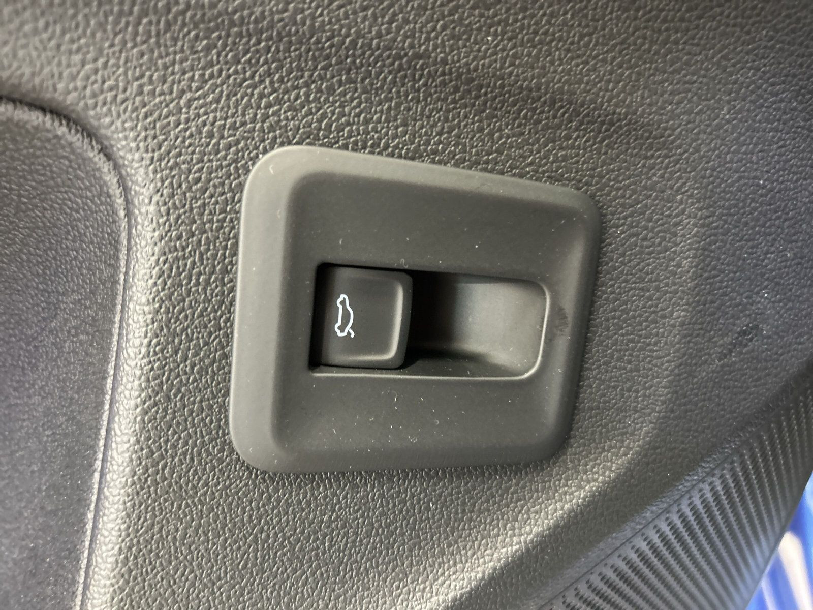 Volkswagen - T-Roc_24