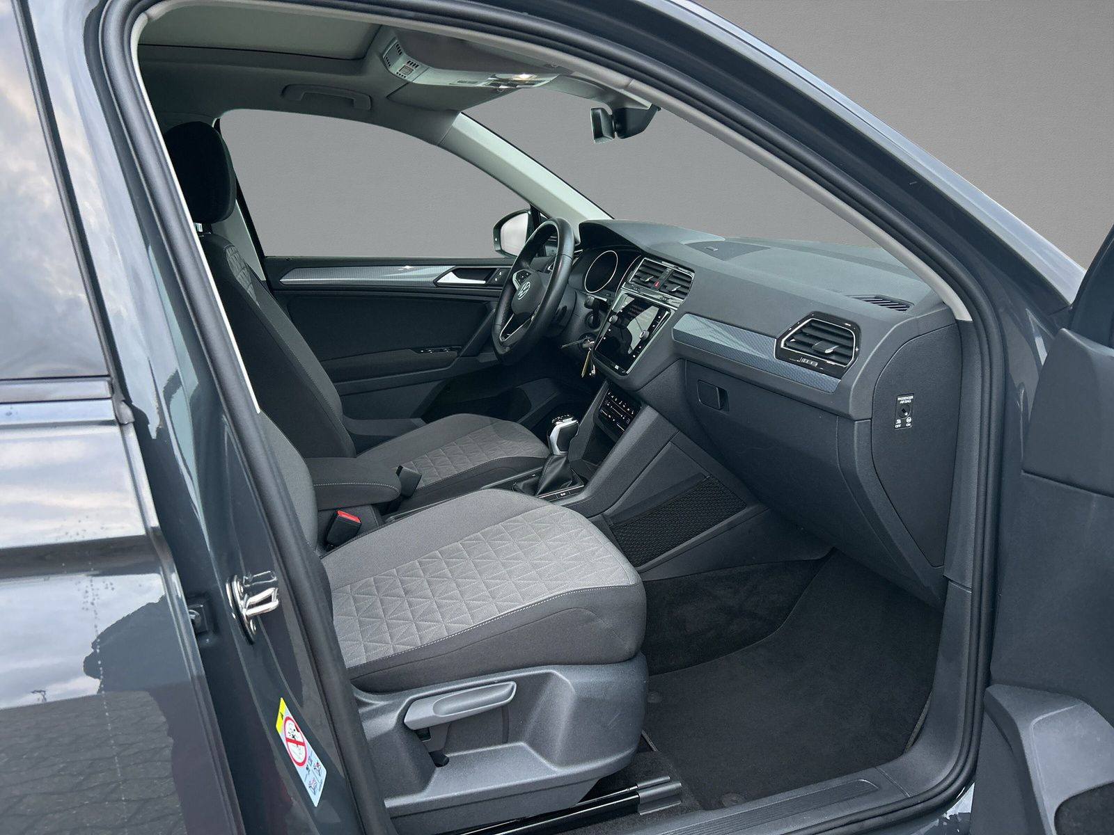 Volkswagen - Tiguan_10