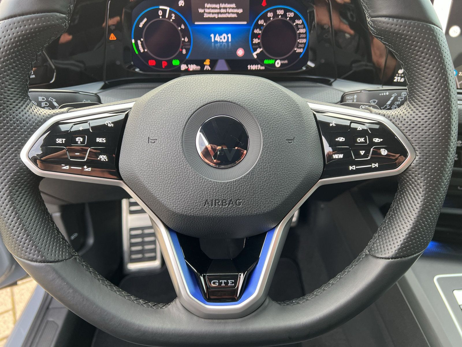 Volkswagen - Golf_24