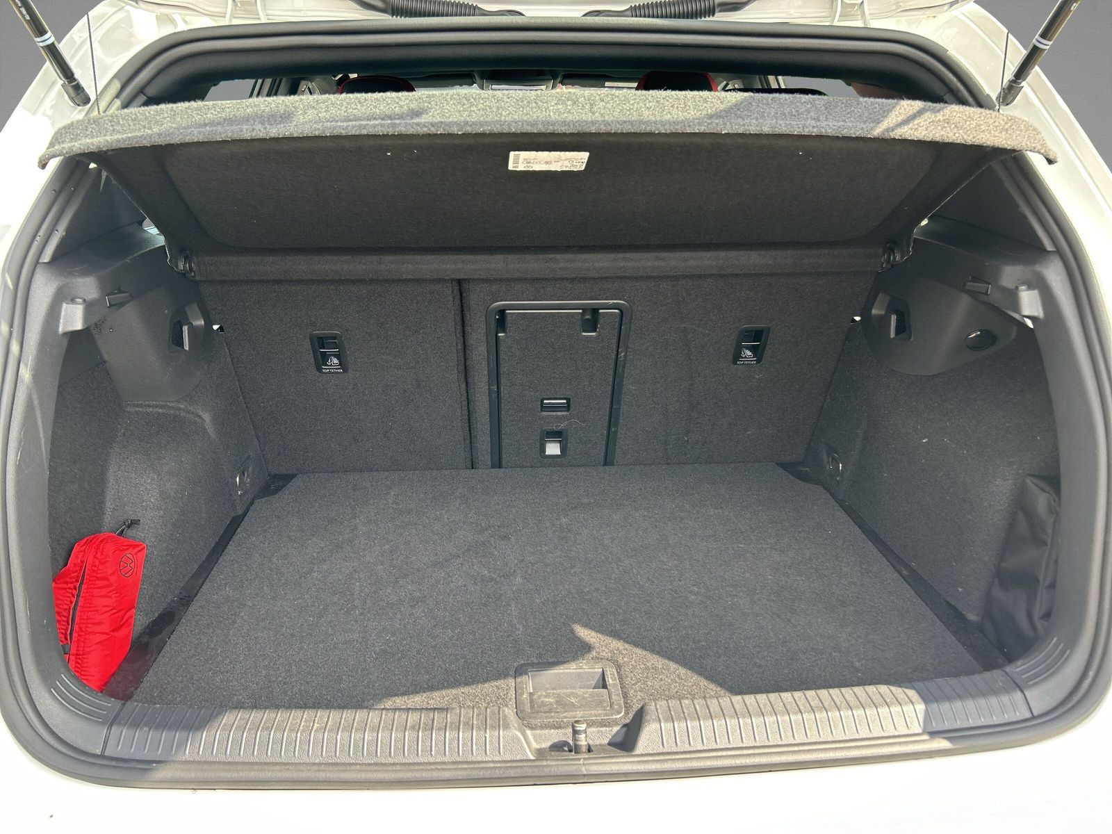 Volkswagen - Golf GTI_9