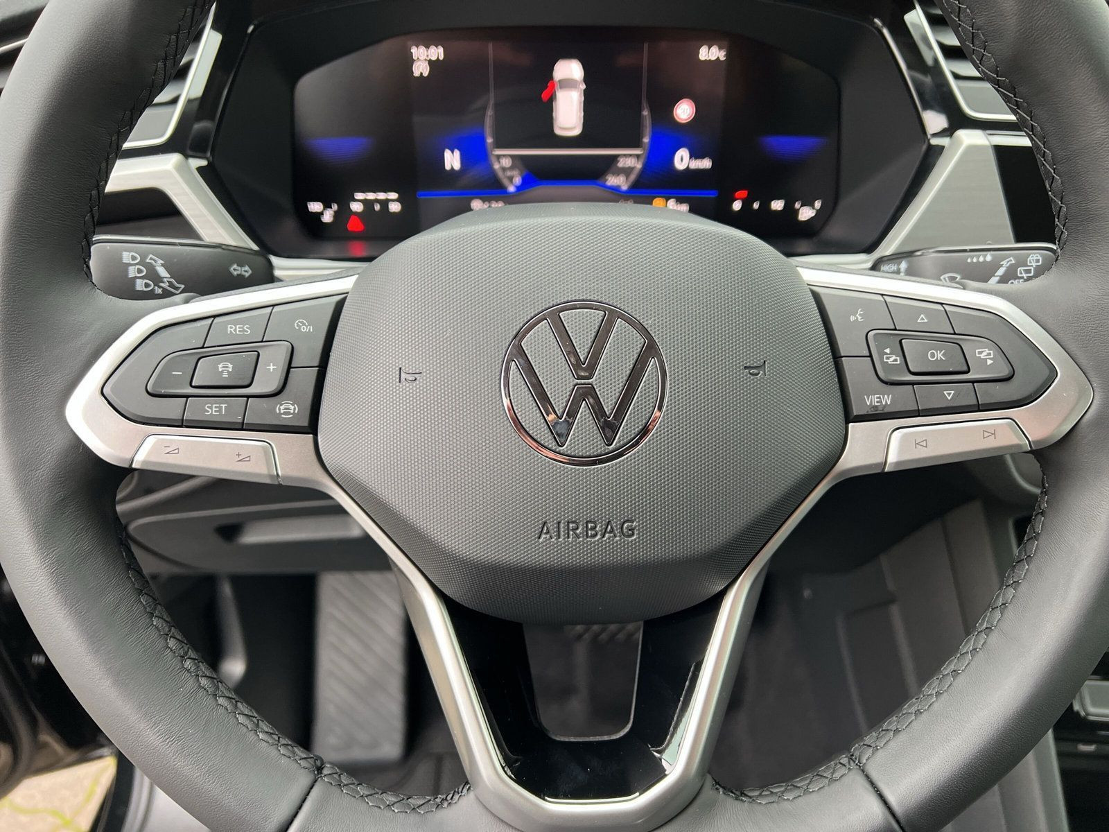 Volkswagen - Touran_31