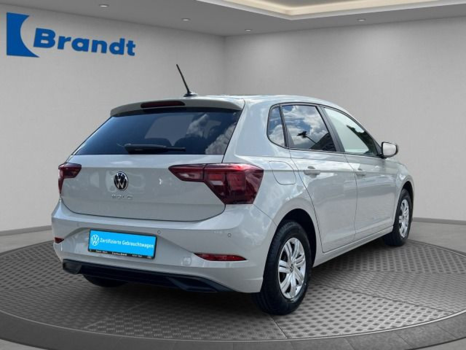 Volkswagen - Polo_4