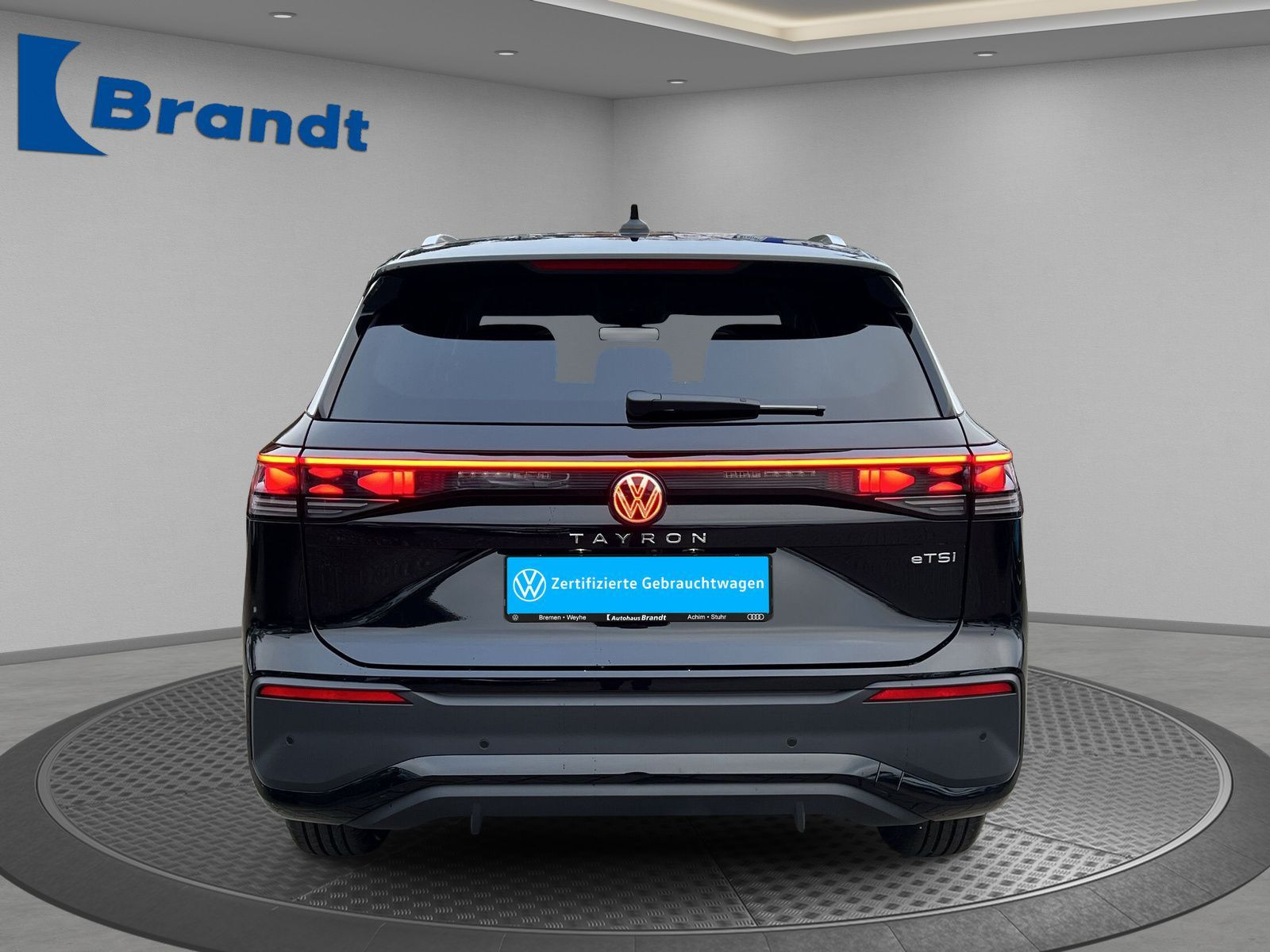 Volkswagen - Tayron_5