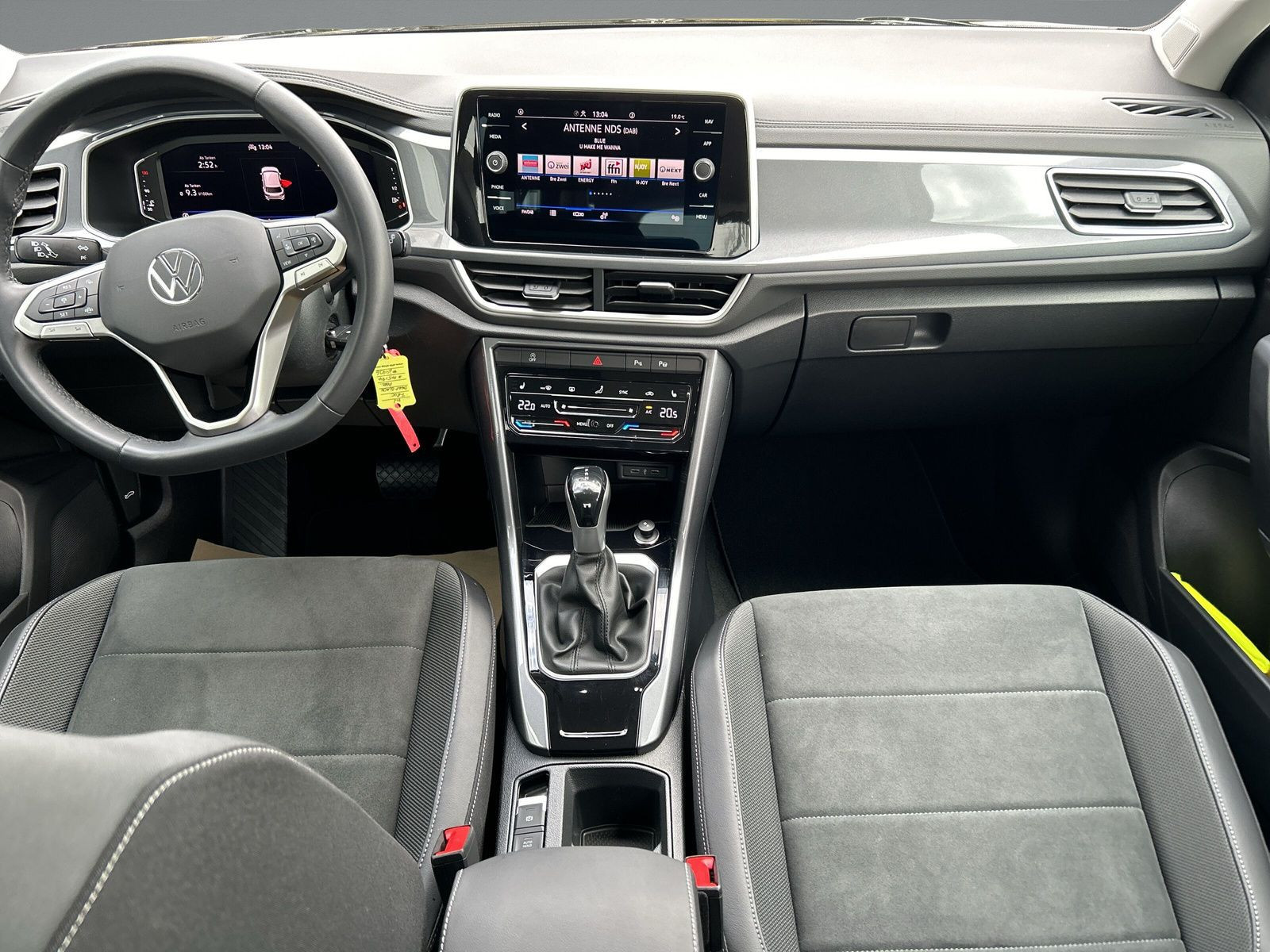 Volkswagen - T-Roc_9