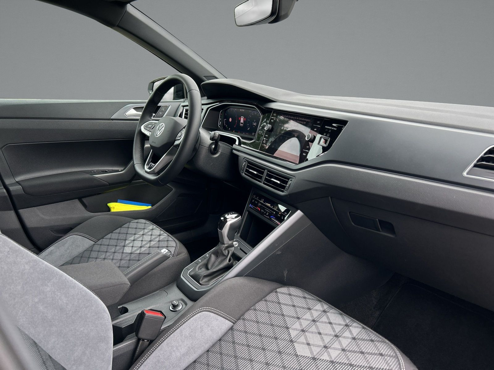 Volkswagen - Polo_15