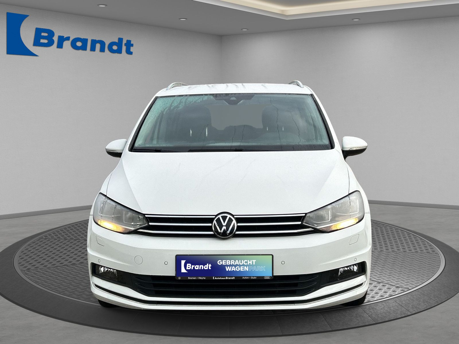 Volkswagen - Touran_5