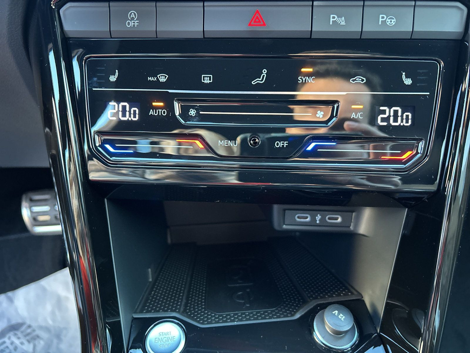 Volkswagen - T-Roc_19