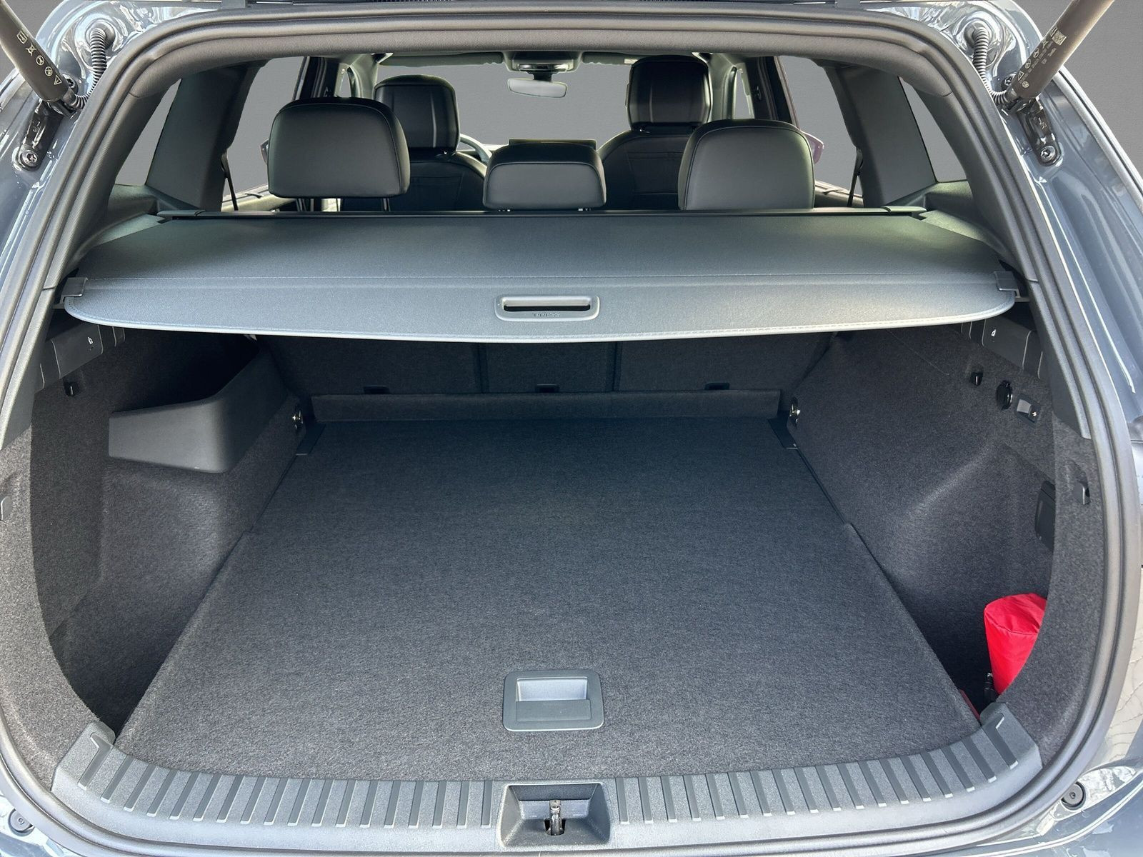 Volkswagen - Tayron_12