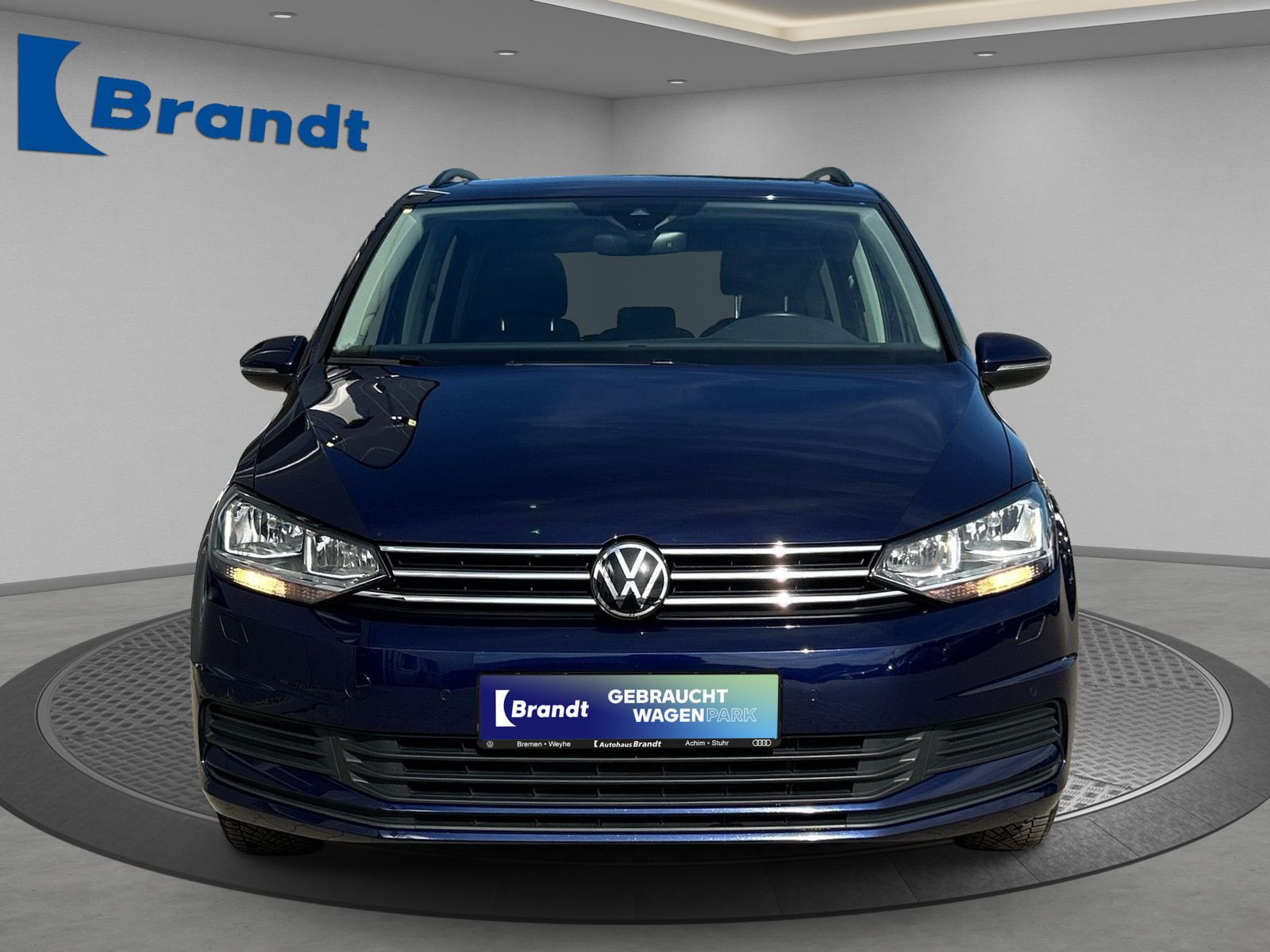 Volkswagen - Touran_4