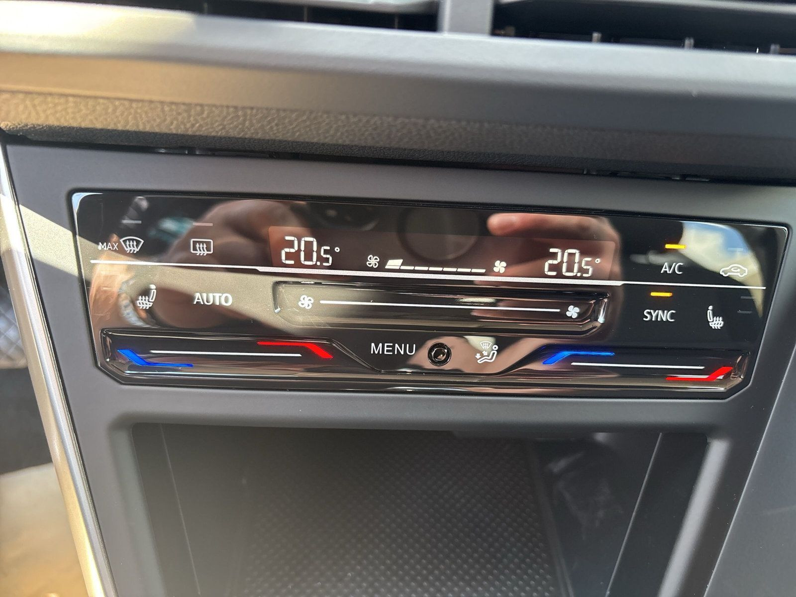 Volkswagen - Taigo_19