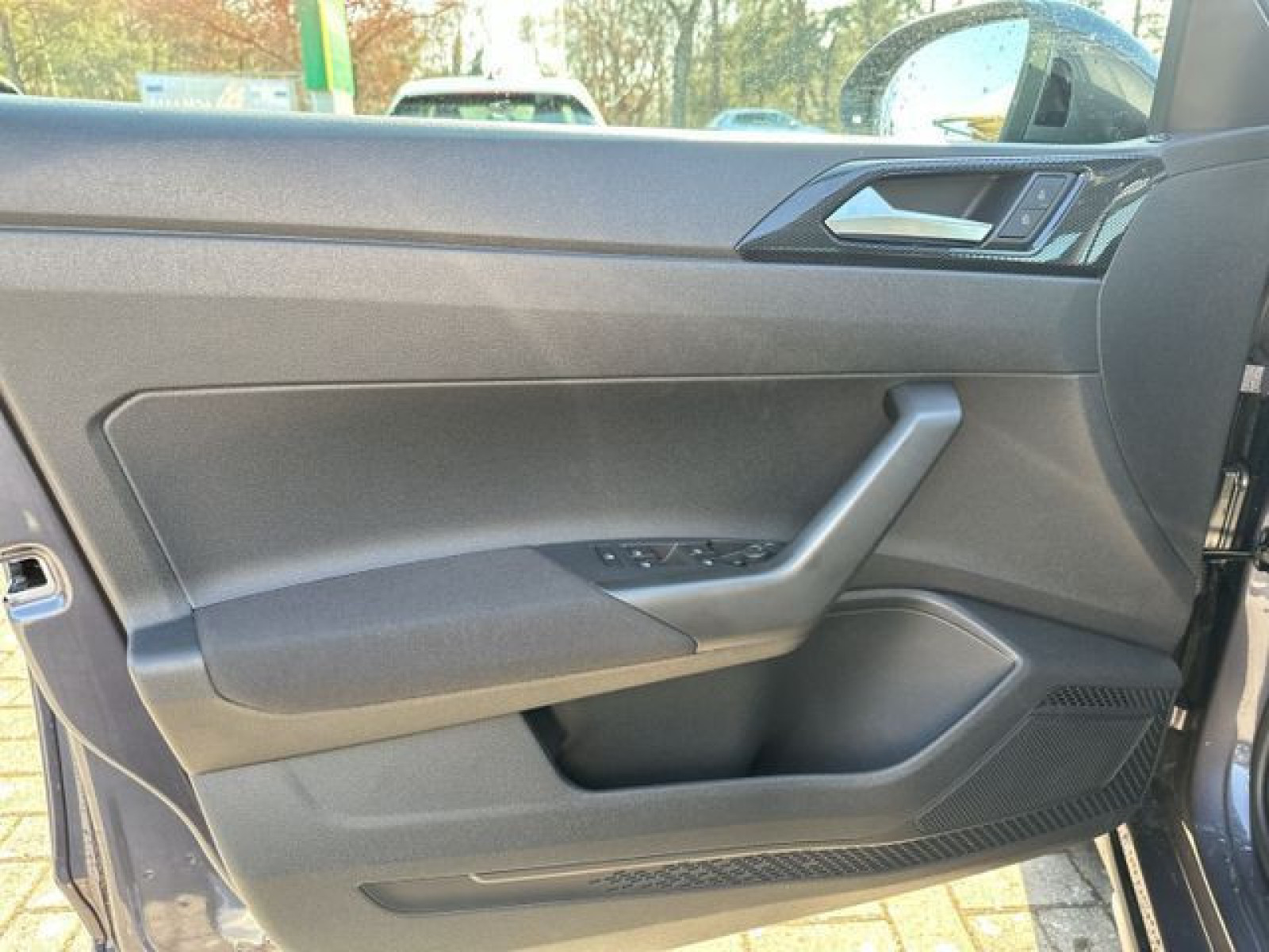 Volkswagen - Taigo_21