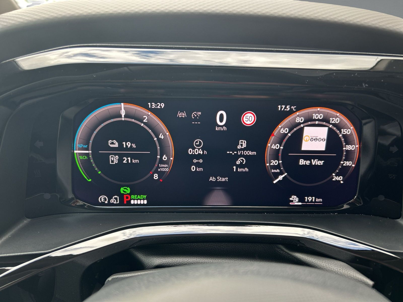 Volkswagen - Multivan_20