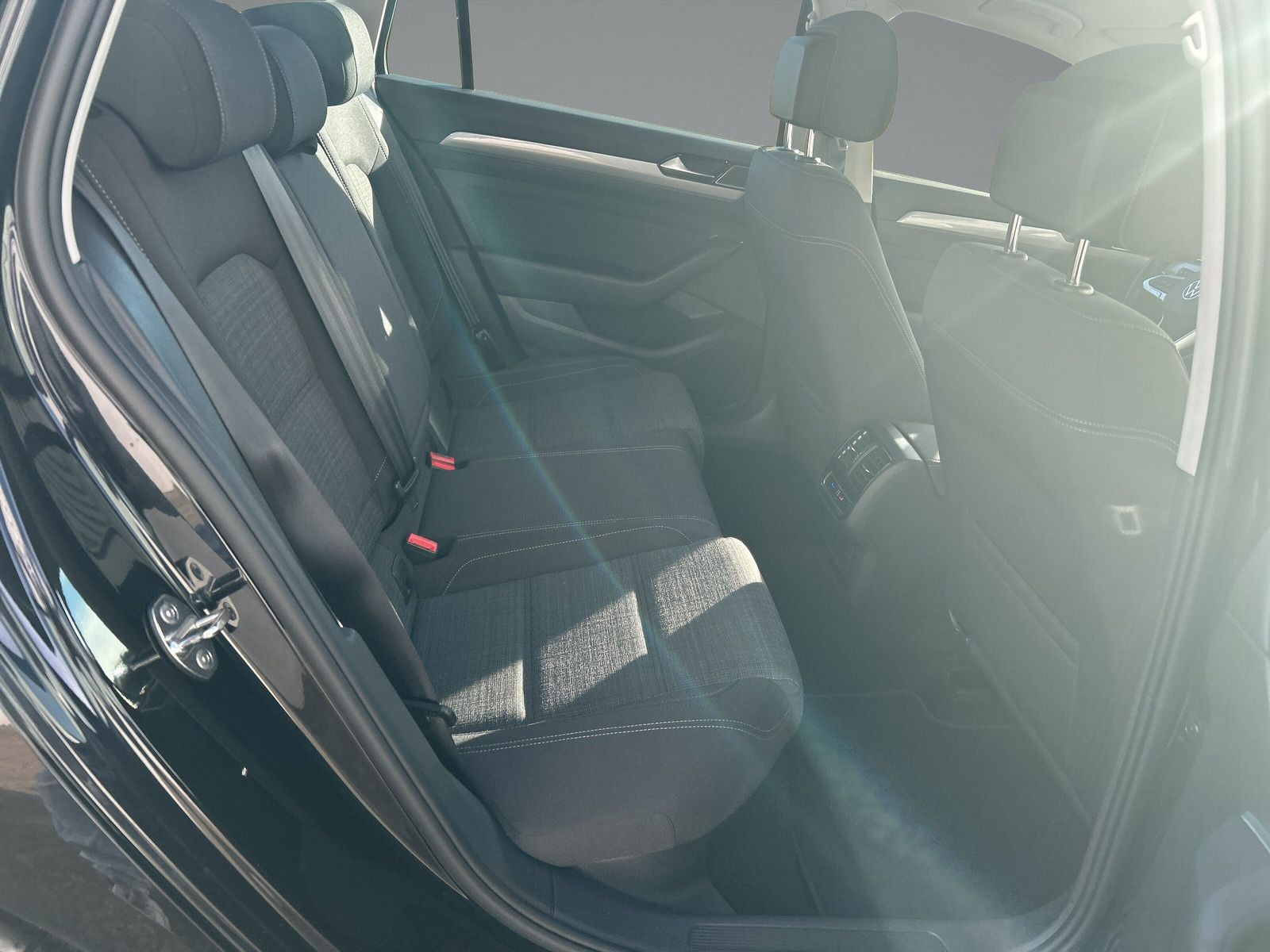 Volkswagen - Passat Variant_12