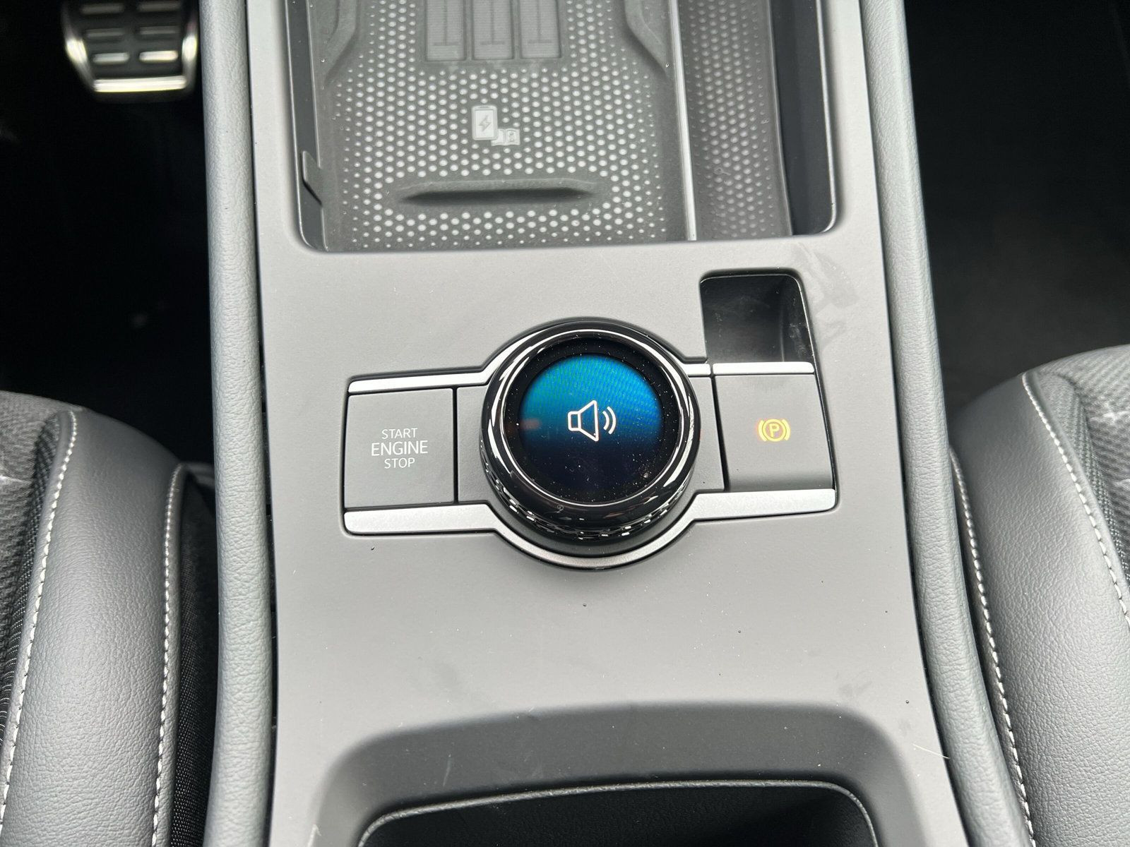 Volkswagen - T-Roc_38