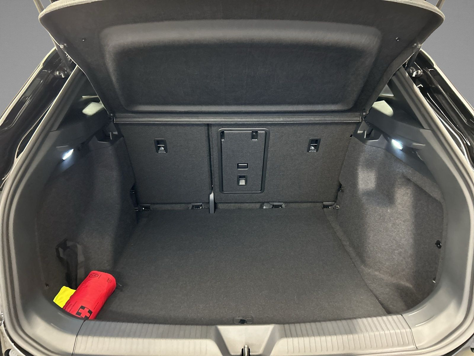 Volkswagen - ID.4_11