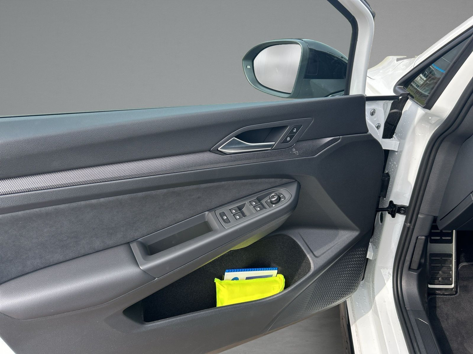 Volkswagen - Golf_23