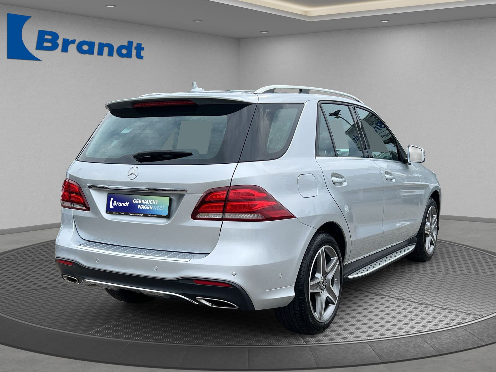 Mercedes-Benz - GLE 400_4