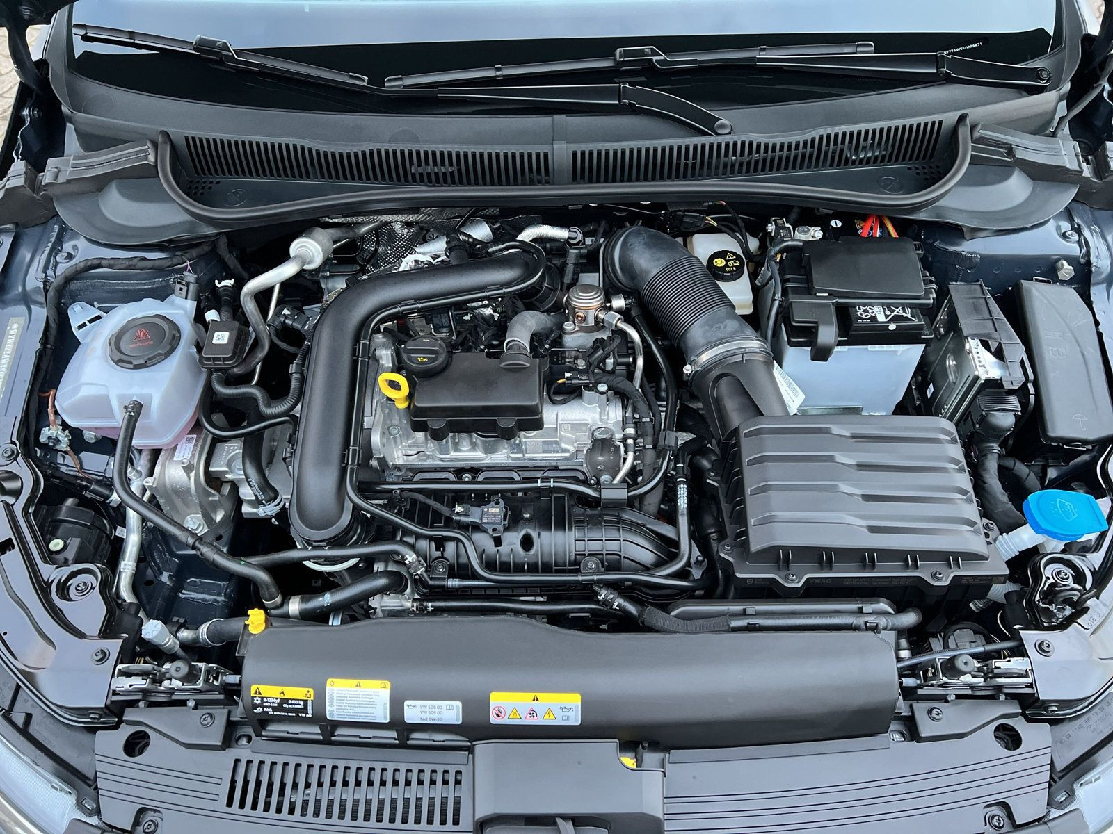 Volkswagen - Polo_30