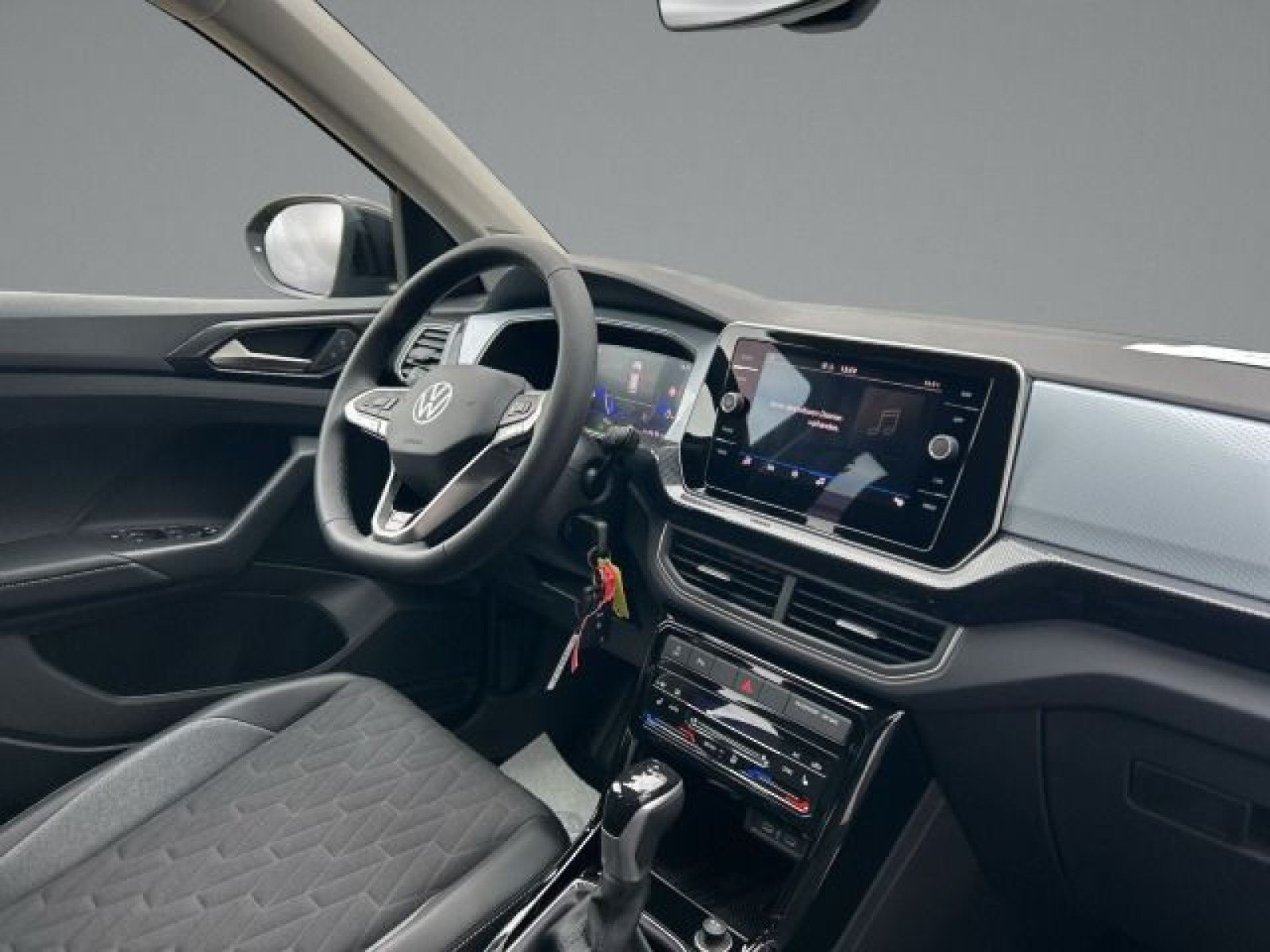 Volkswagen - T-Cross_14