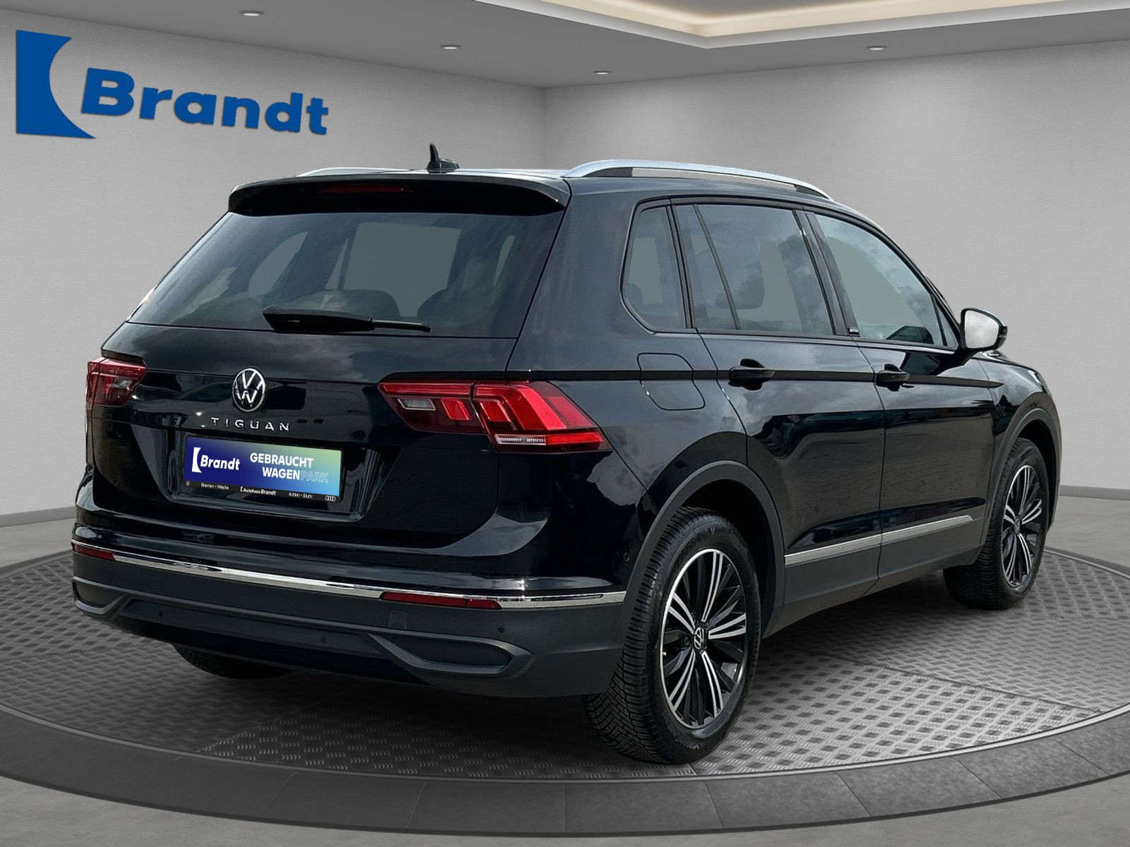 Volkswagen - Tiguan_4