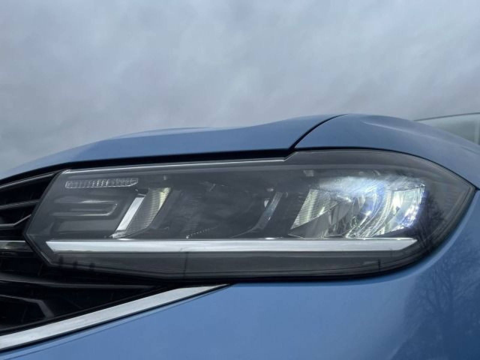 Volkswagen - T-Cross_32