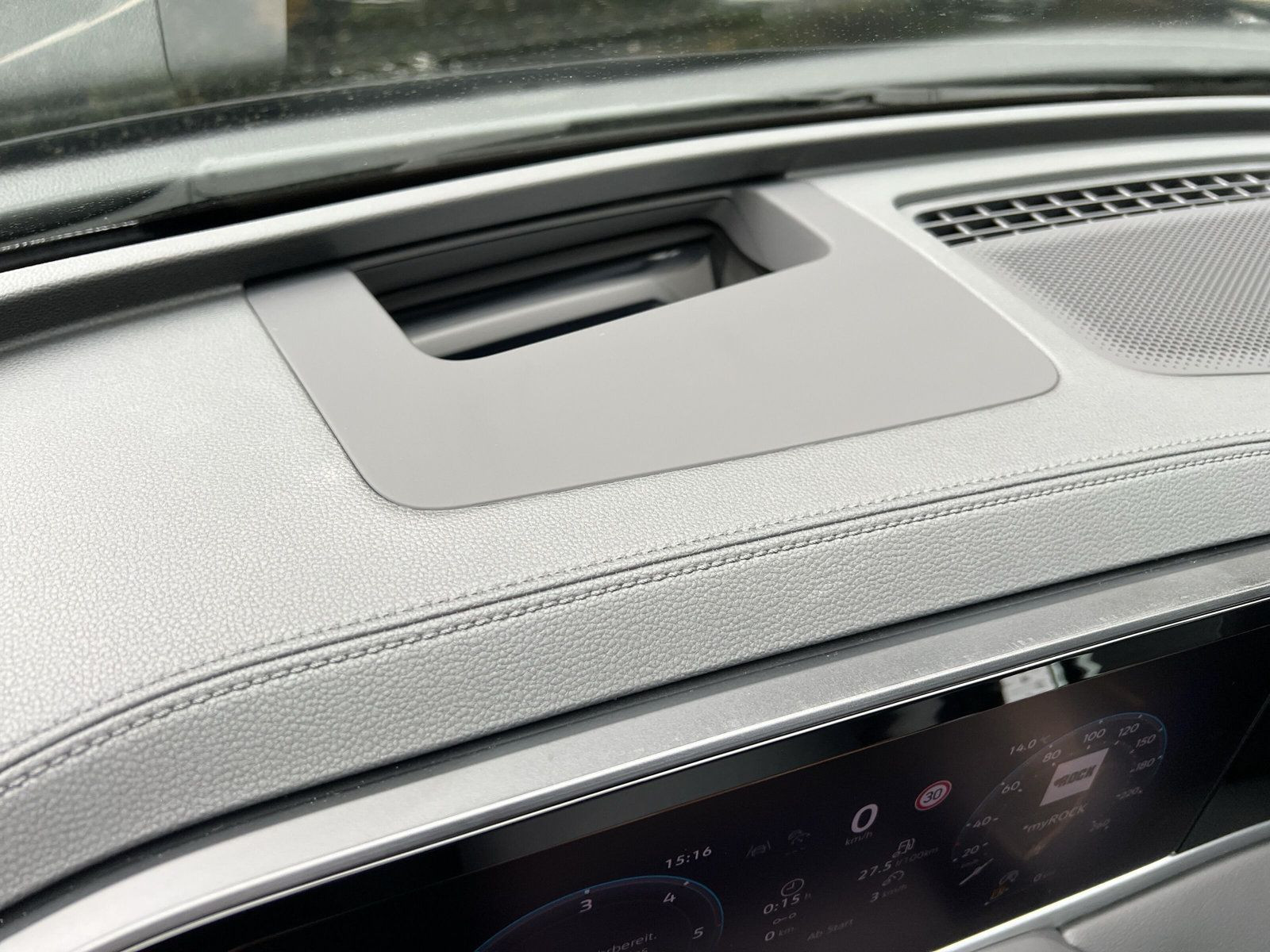 Volkswagen - Passat Variant_24