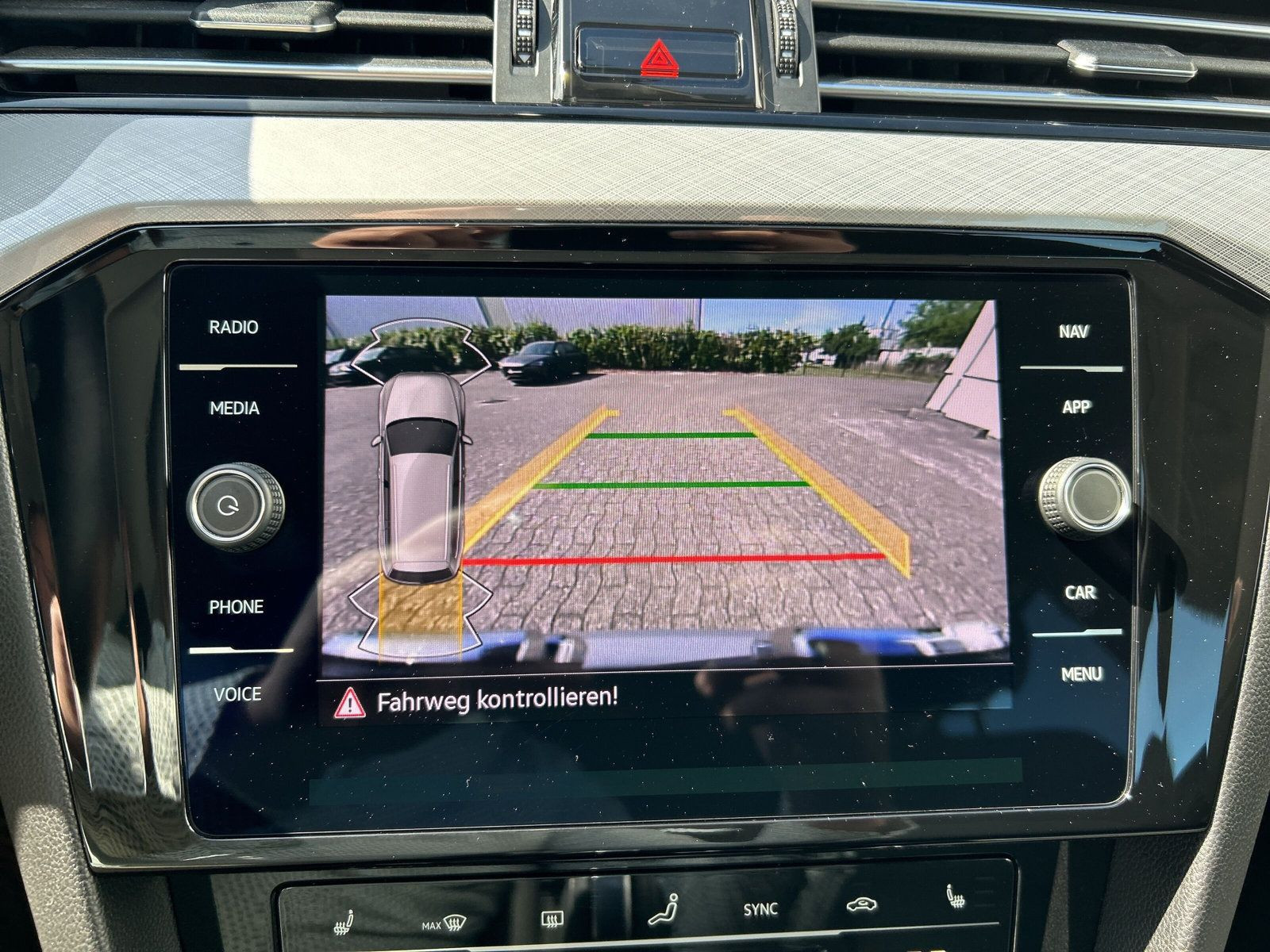 Volkswagen - Passat Variant_22