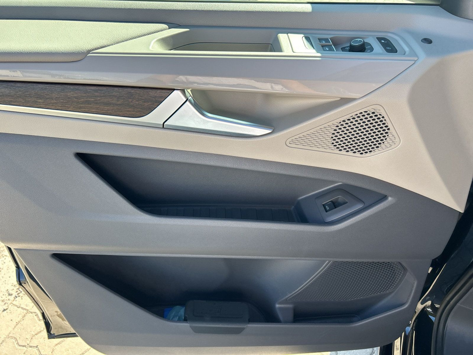 Volkswagen - Multivan_20